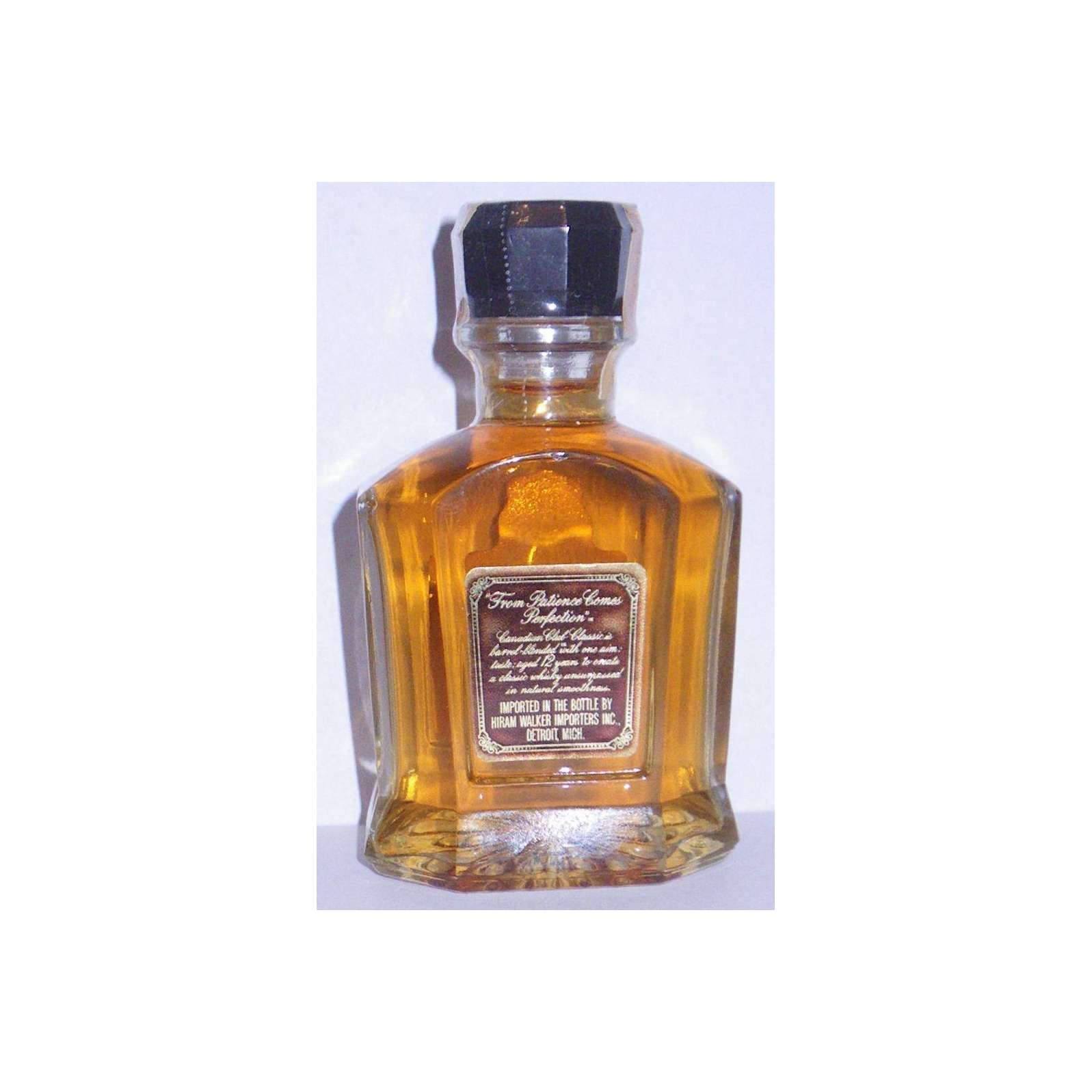 Canadian Club 12 Years Canadian Whisky 3
