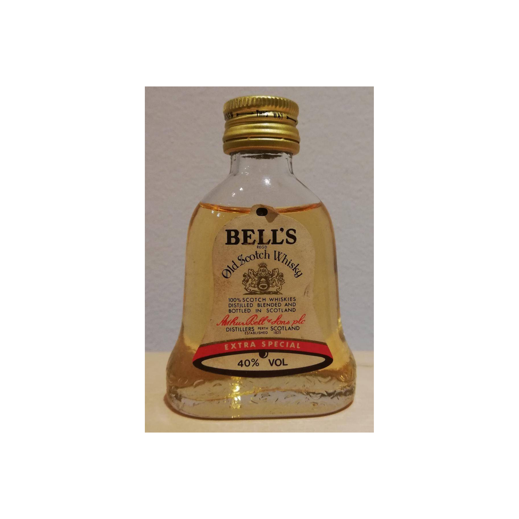Bell's Old Scotch Whisky 2