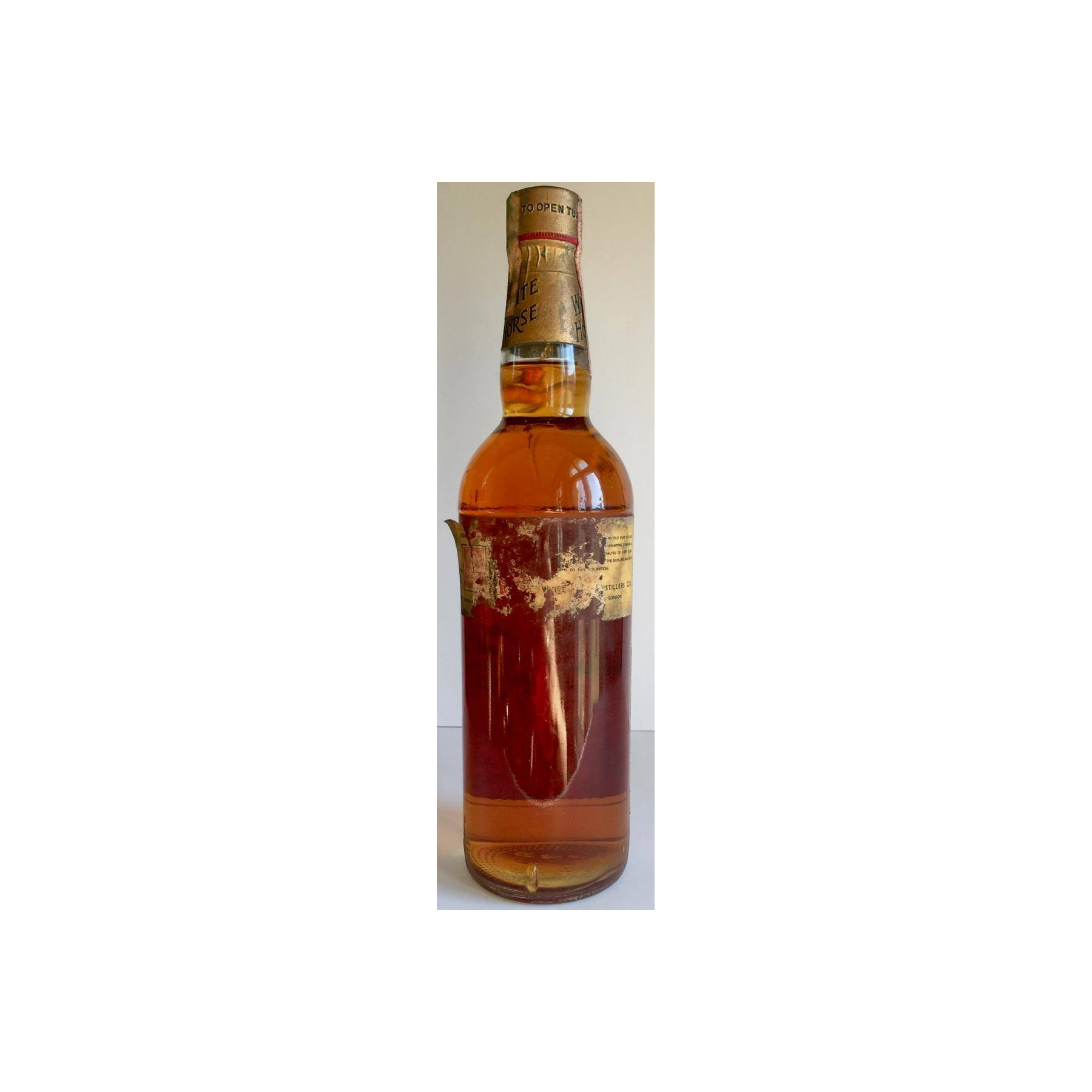 White Horse Blended Whisky 3