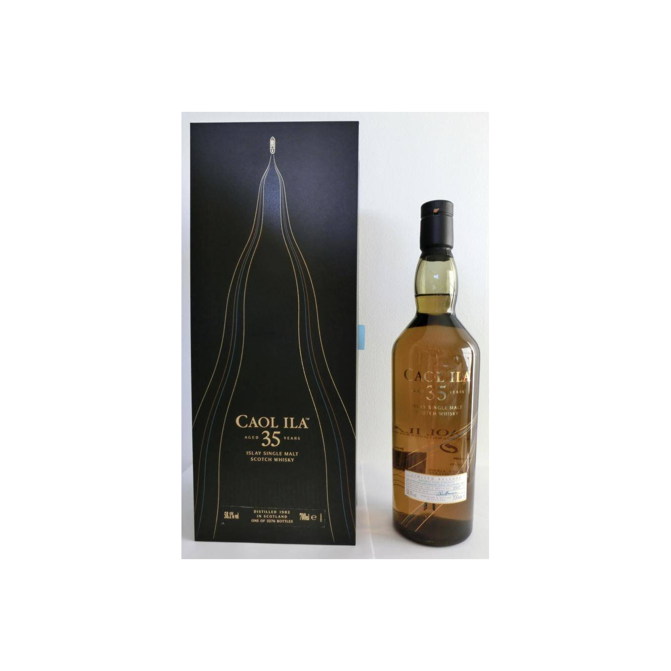 Caol Ila 1982 35 Years Single Malt Whisky 3