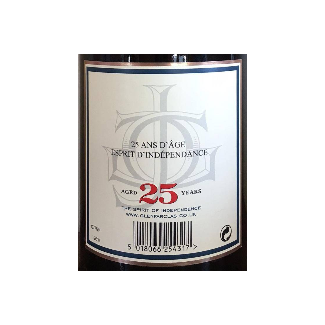 Glenfarclas 25 Years Single Malt Whisky 3