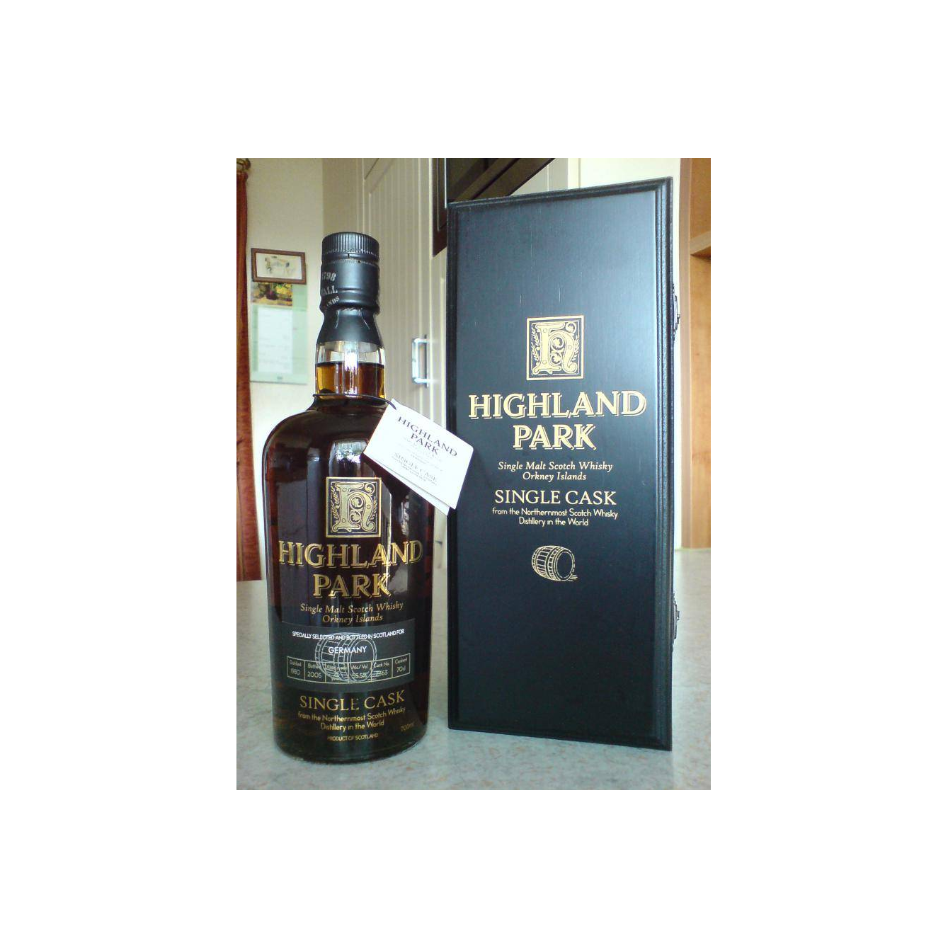Highland Park Single Cask 1980 25 Years Single Malt Whisky 2