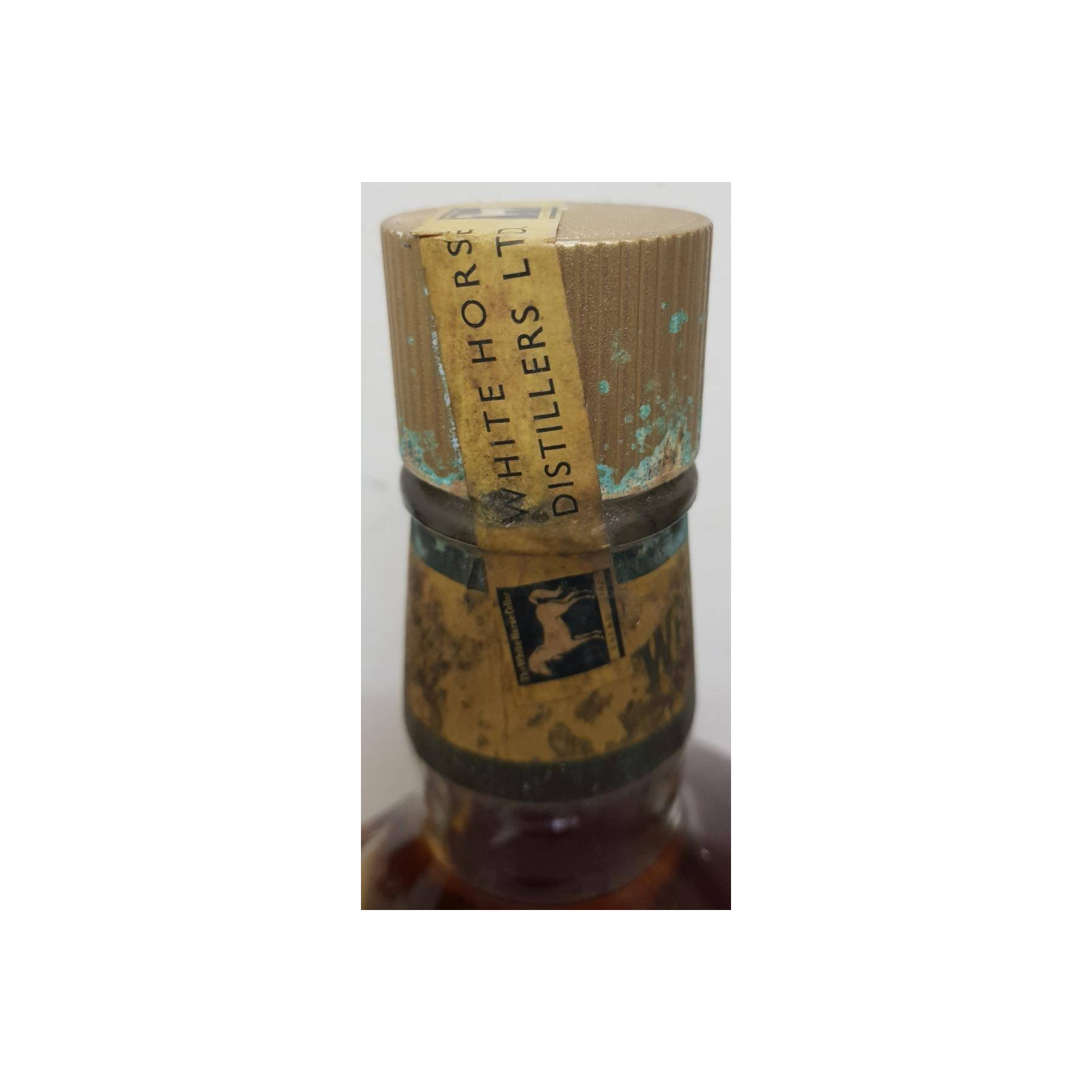 White Horse Blended Whisky 2