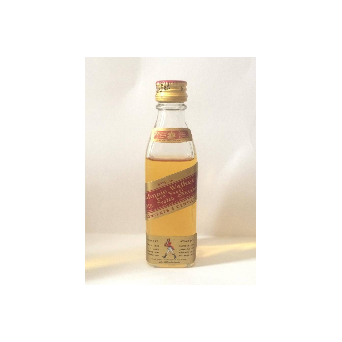 Johnnie Walker Blended Whisky 2