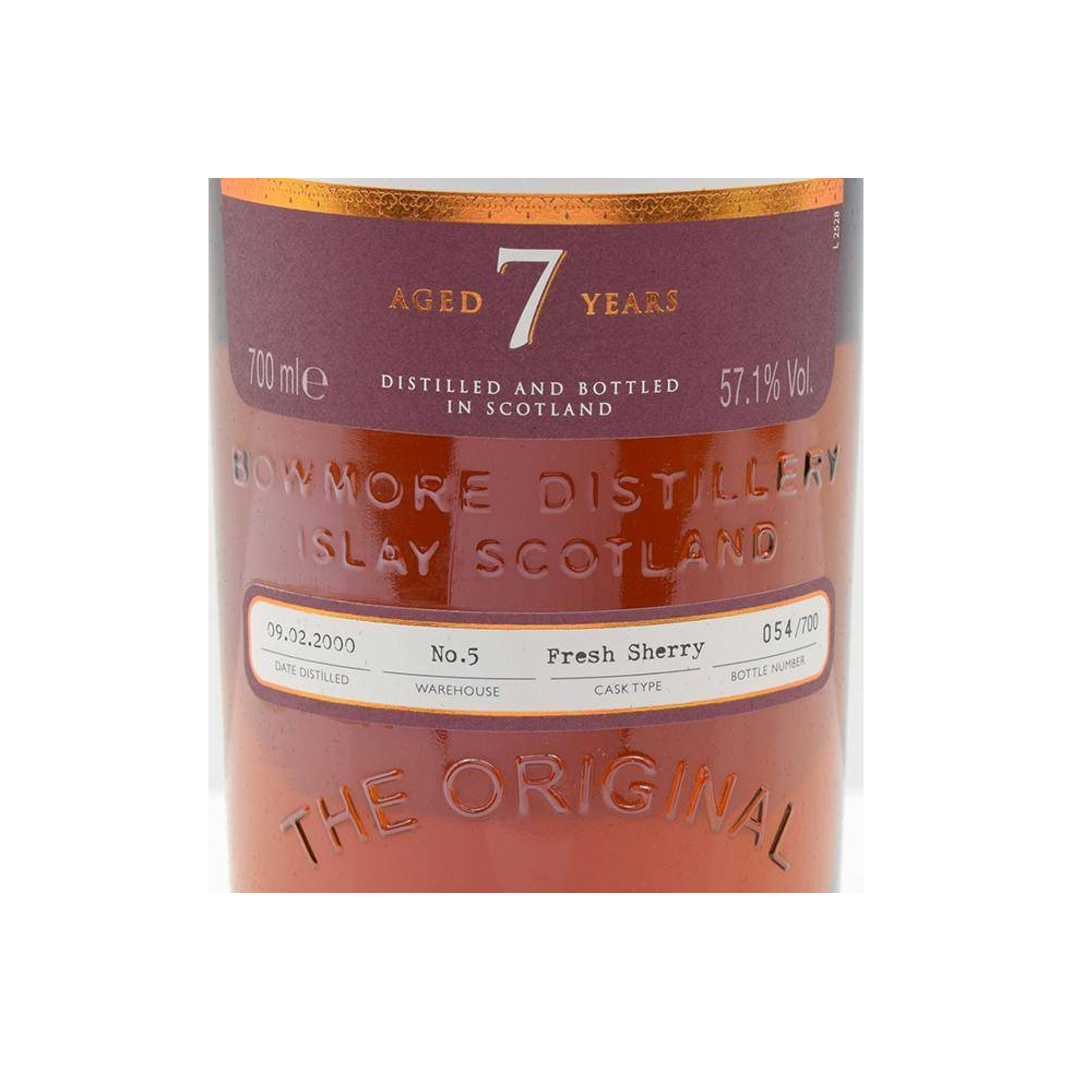 Bowmore 2000 7 Years Single Malt Whisky 3