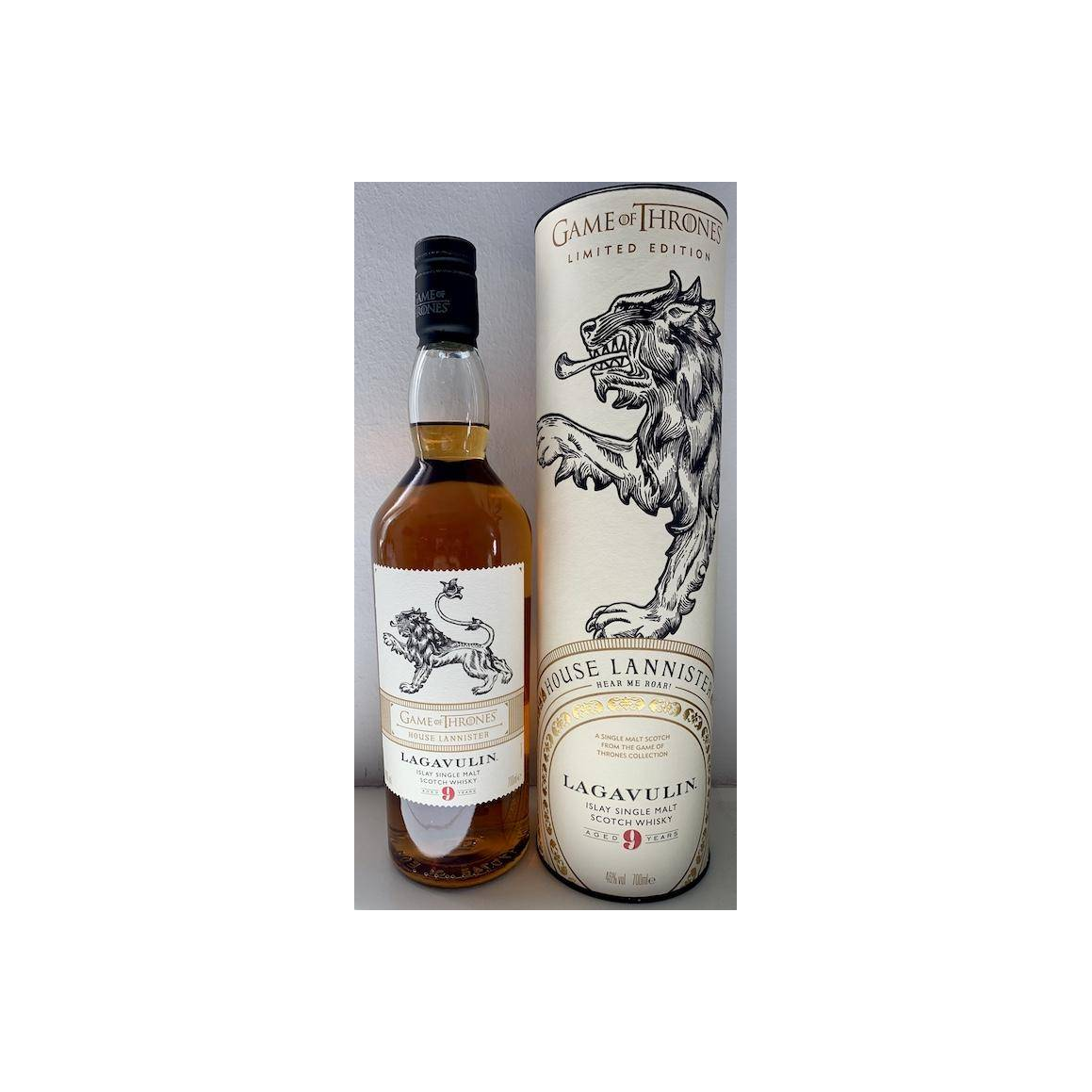Lagavulin 9 Years Single Malt Whisky 3