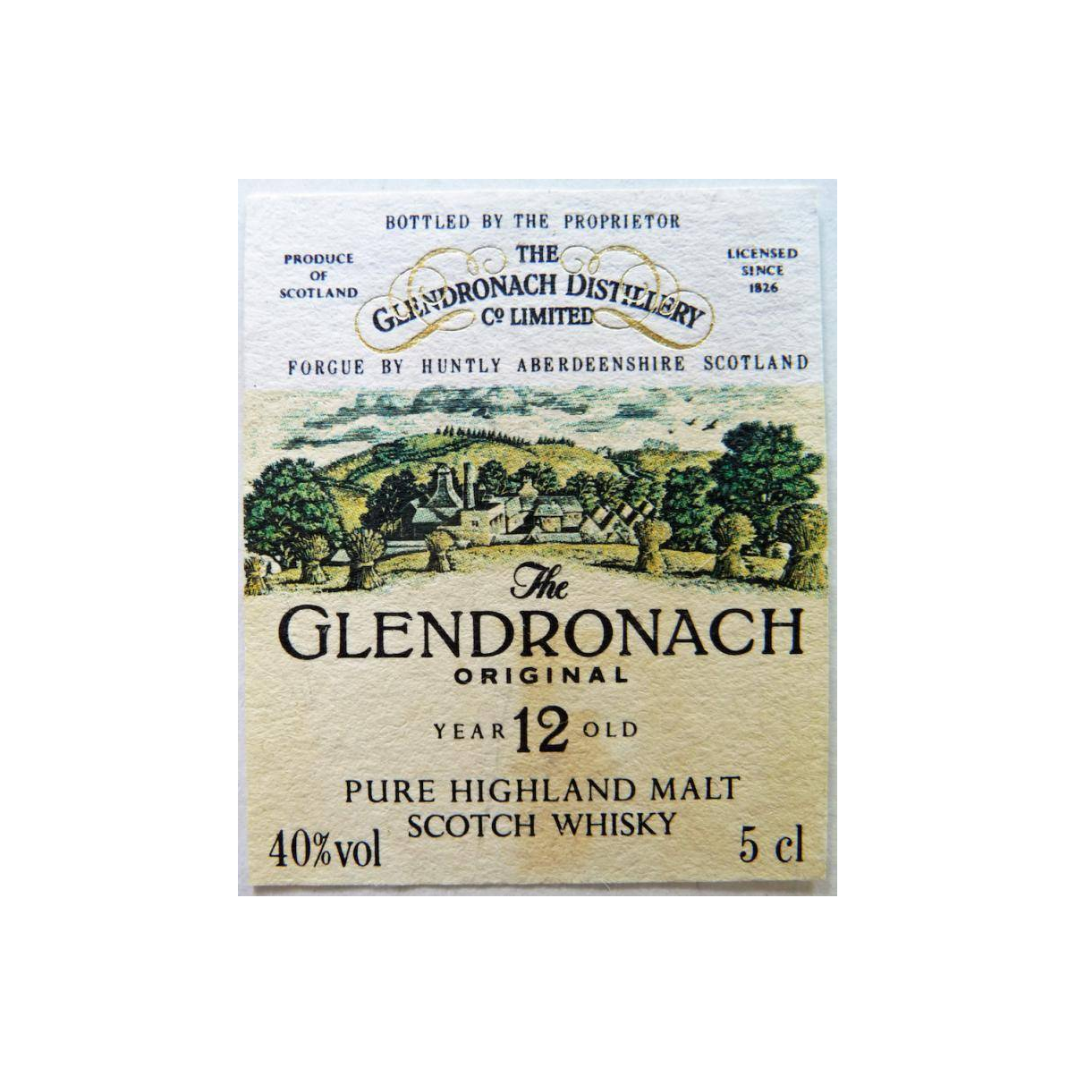 GlenDronach 12 Years Single Malt Whisky 3