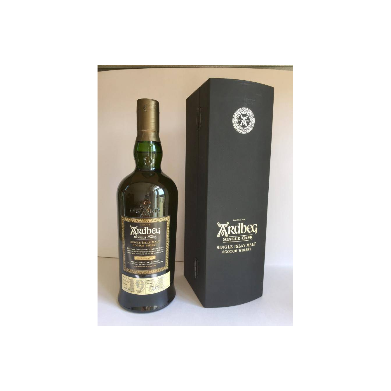 Ardbeg 1974 32 Years Single Malt Whisky 3