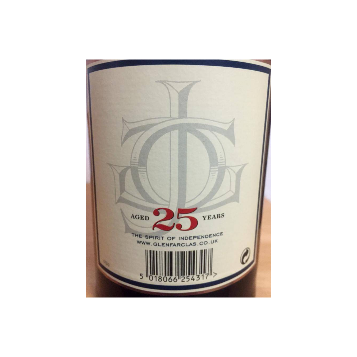 Glenfarclas 25 Years Single Malt Whisky 3
