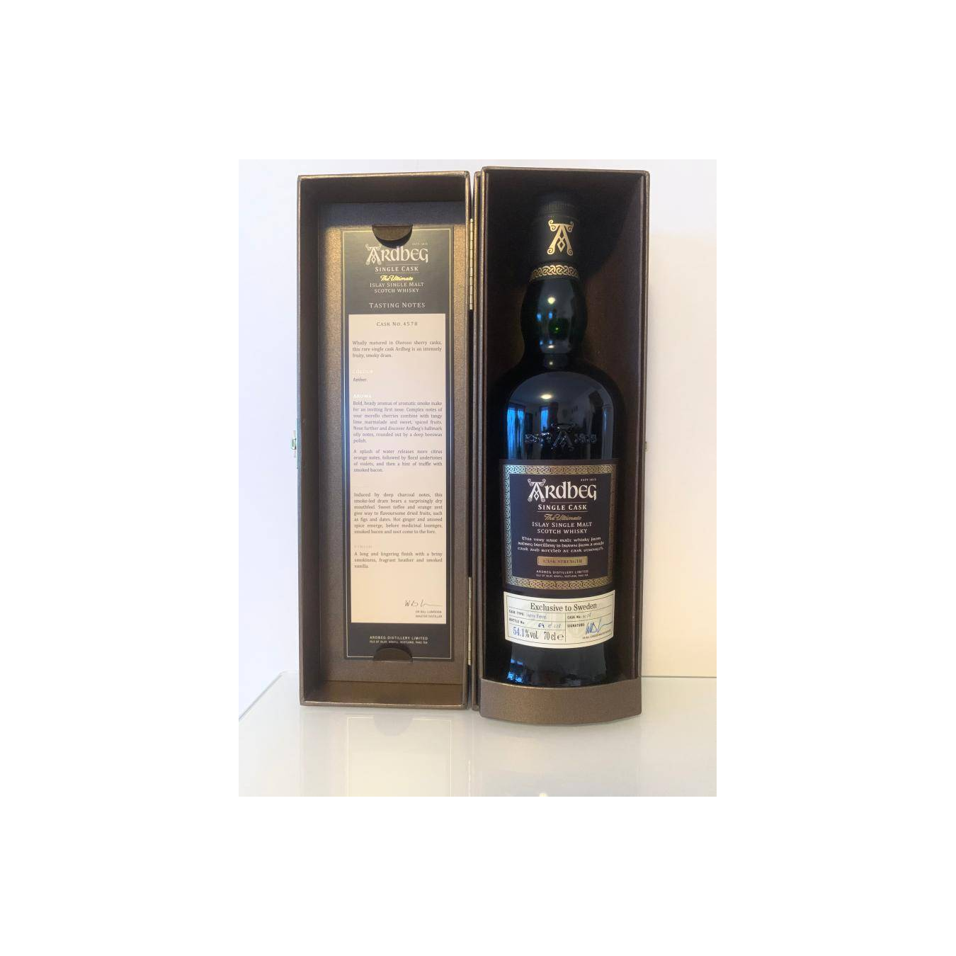 Ardbeg Single Cask 14 Years Single Malt Whisky 2