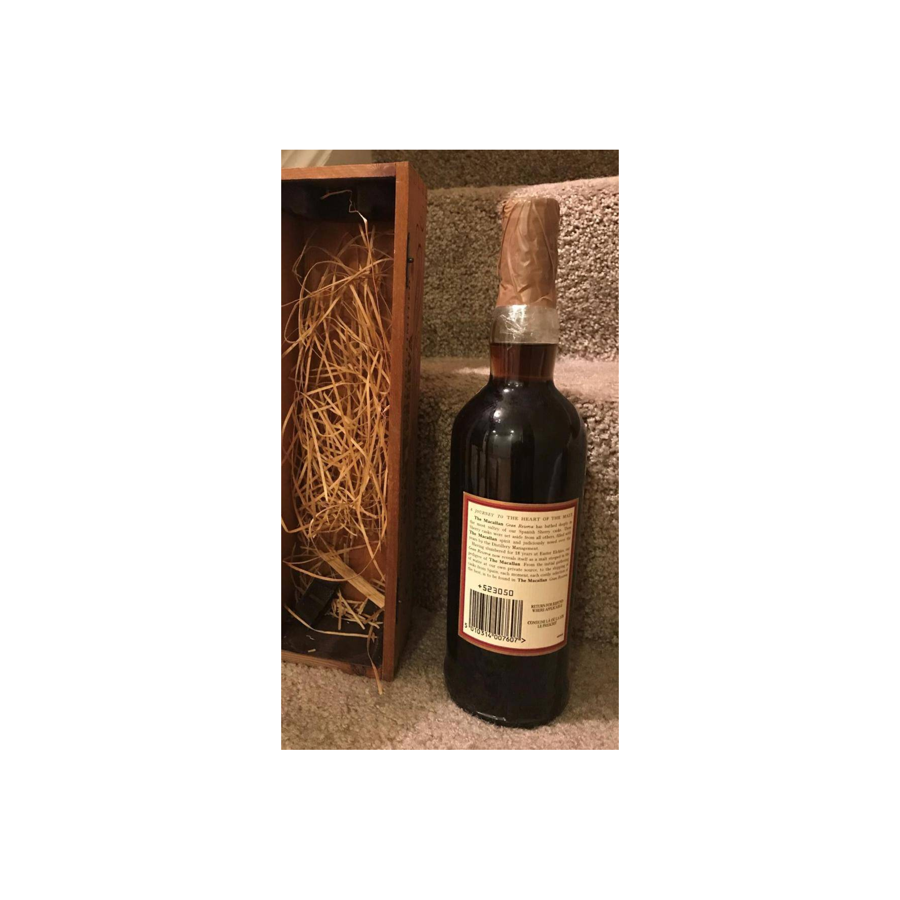 The Macallan 1979 18 Years Single Malt Whisky 2