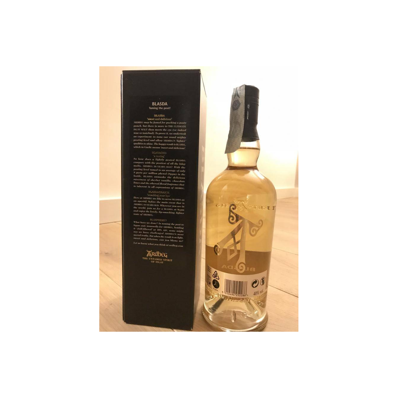 Ardbeg Limited Edition Single Malt Whisky 3