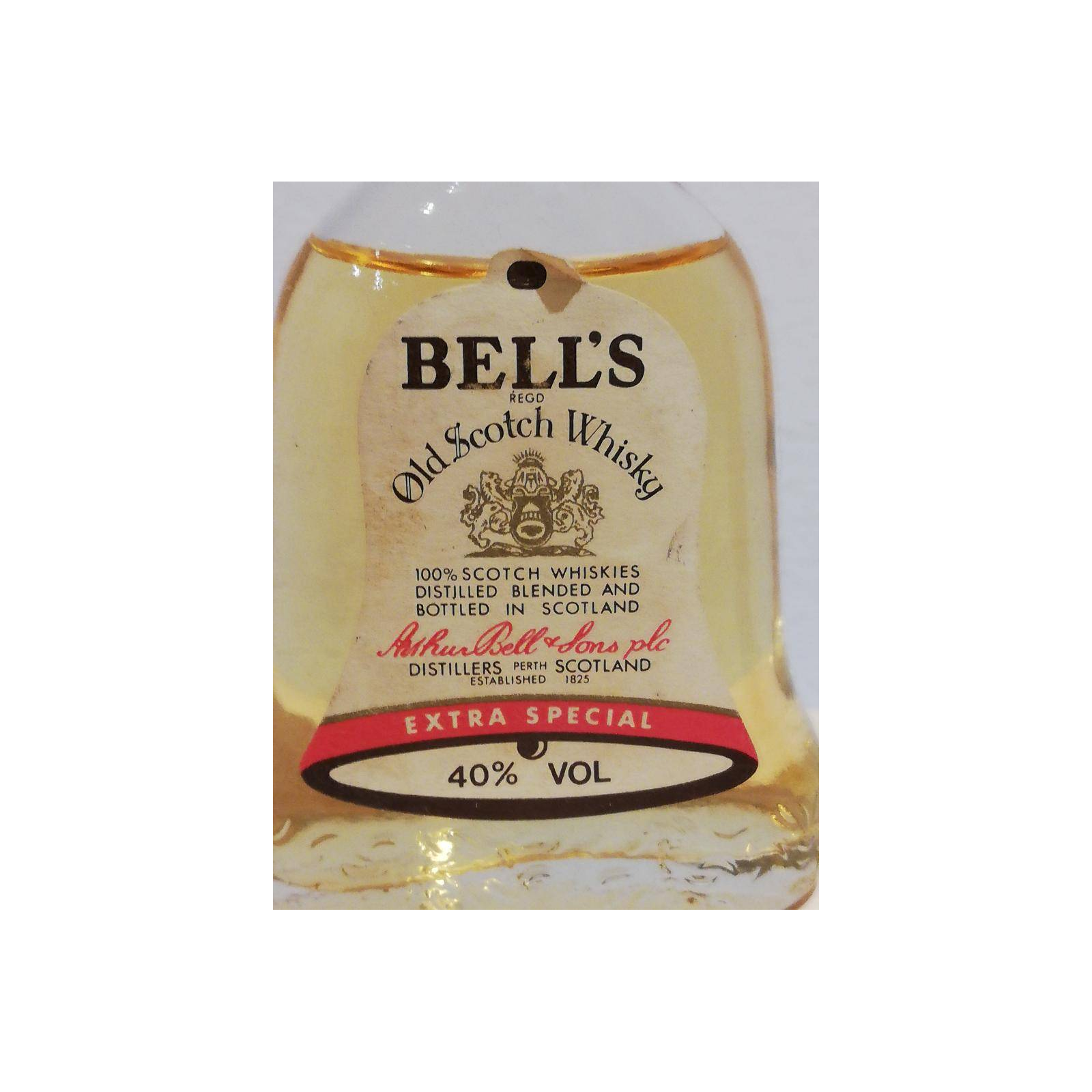 Bell's Old Scotch Whisky 3