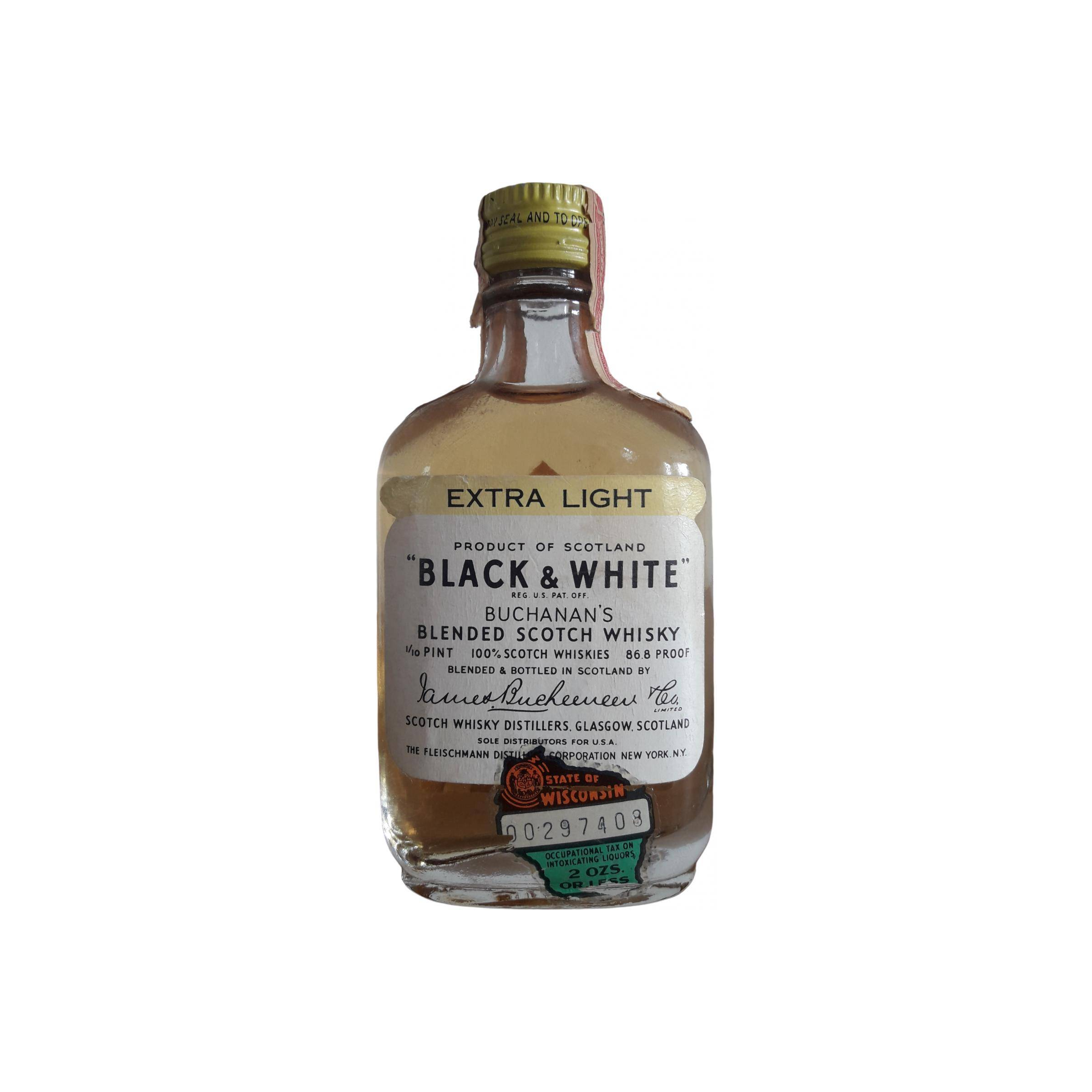 Black & White Blended Whisky 3