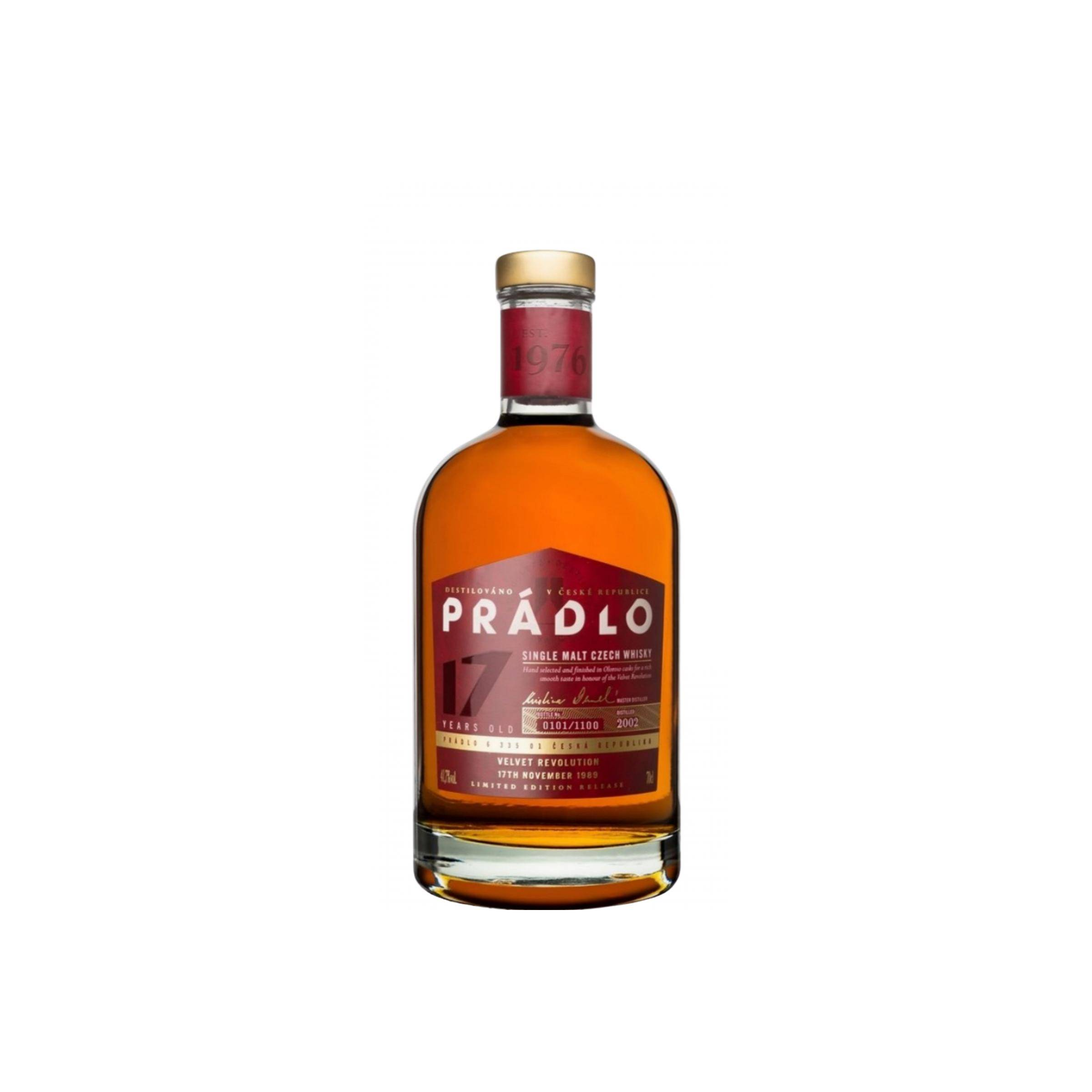 Prádlo 17-year-old