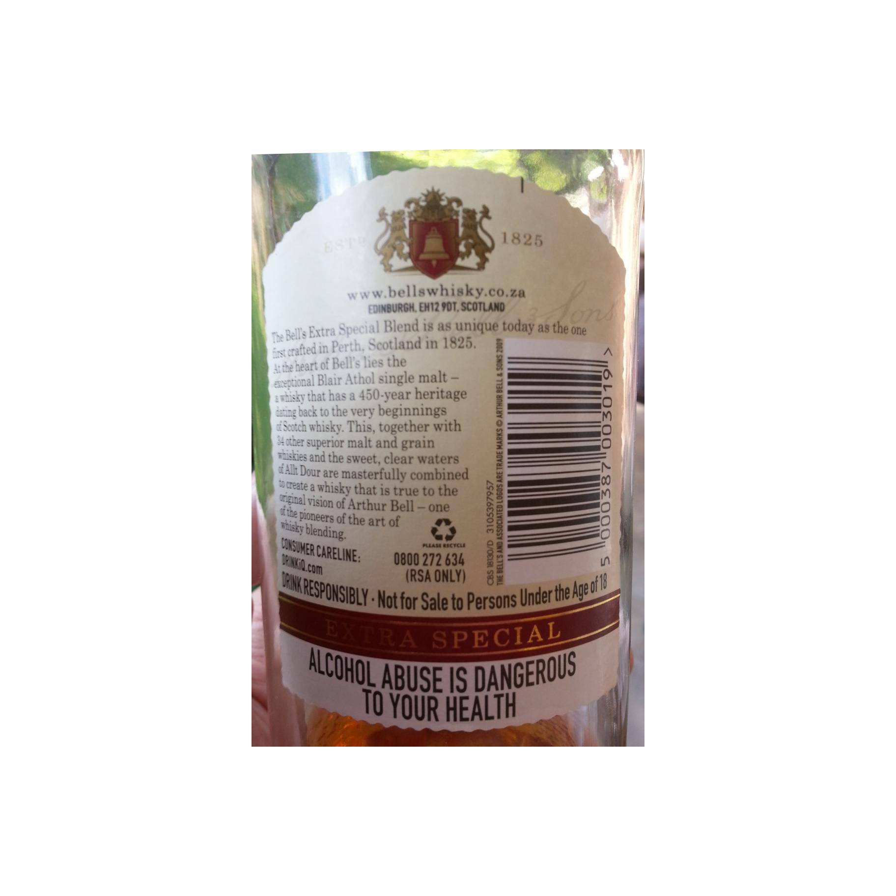 Bell's Blended Scotch Whisky 2