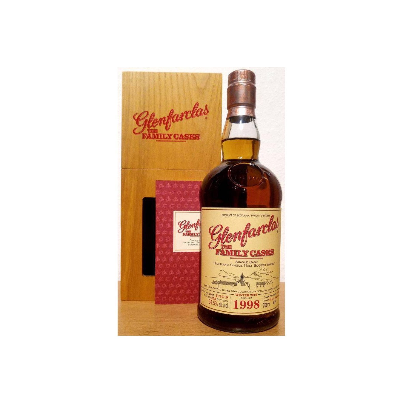 Glenfarclas 1998 21 Years Single Malt Whisky 2