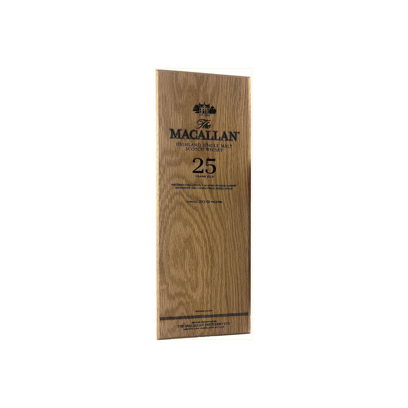 The Macallan 25 Years Single Malt Whisky 3