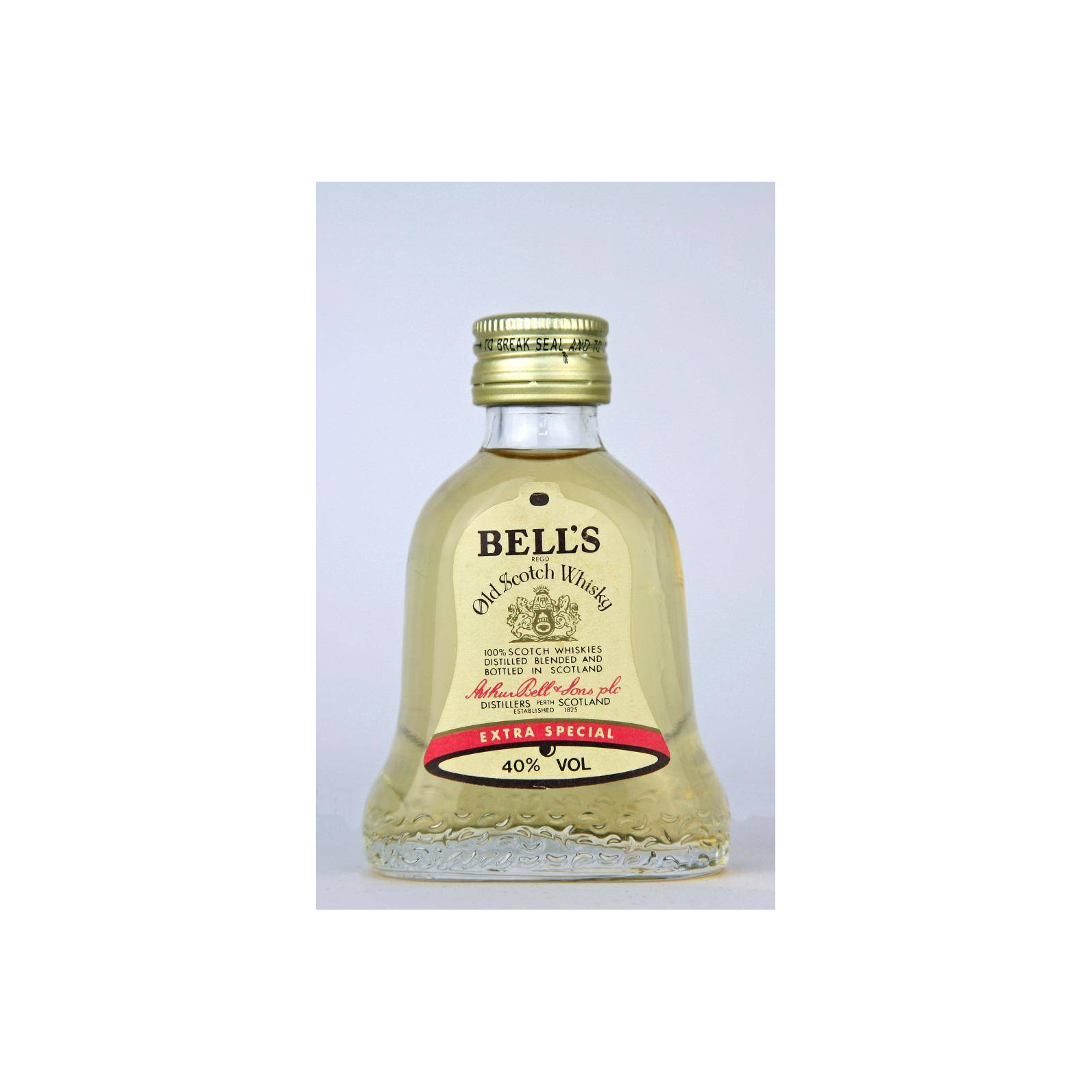 Bell's Old Scotch Whisky 2