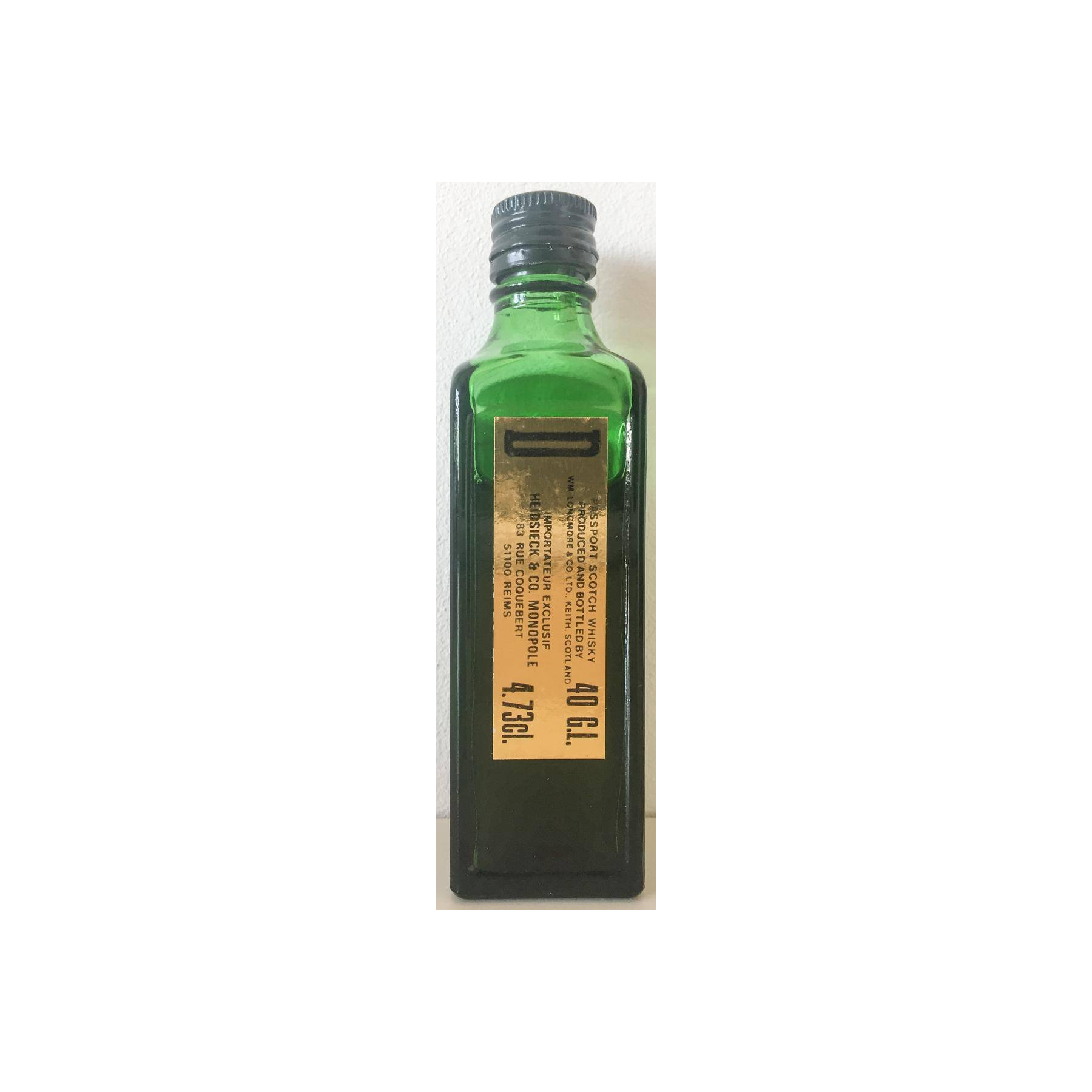 Passport 100% Scotch Whiskies 3