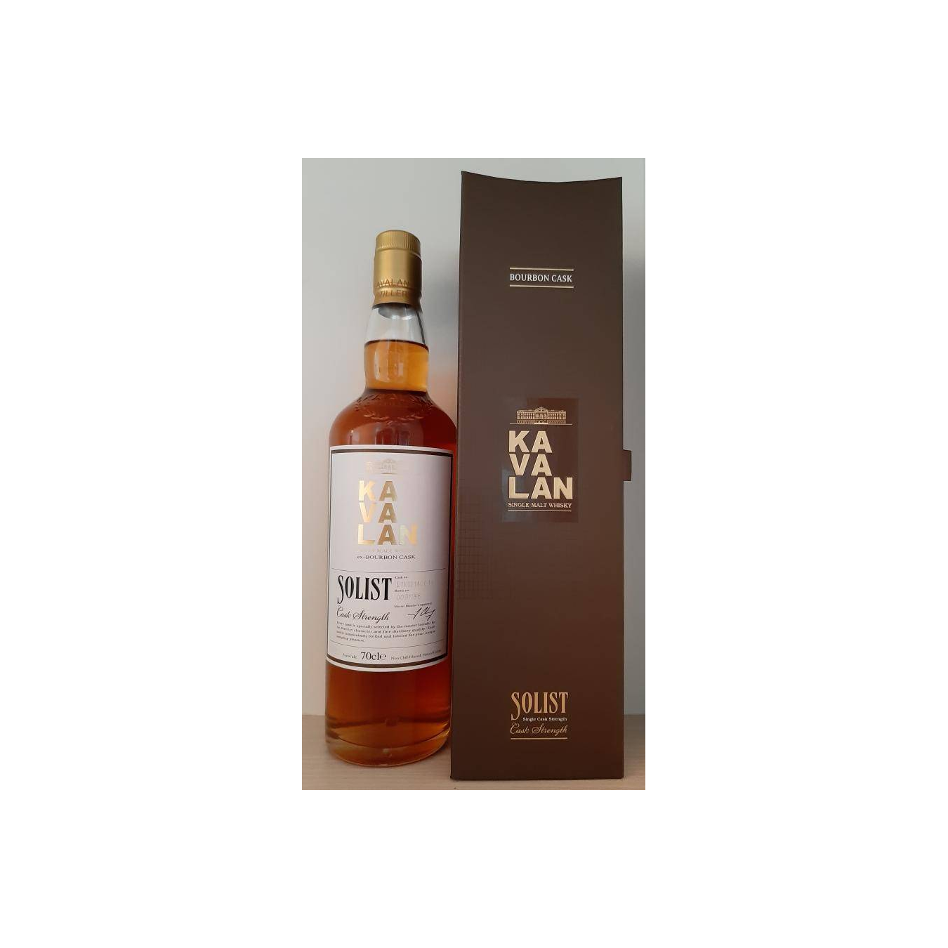 Kavalan ex-Bourbon Cask 2010 5 Years Single Malt Whisky 2