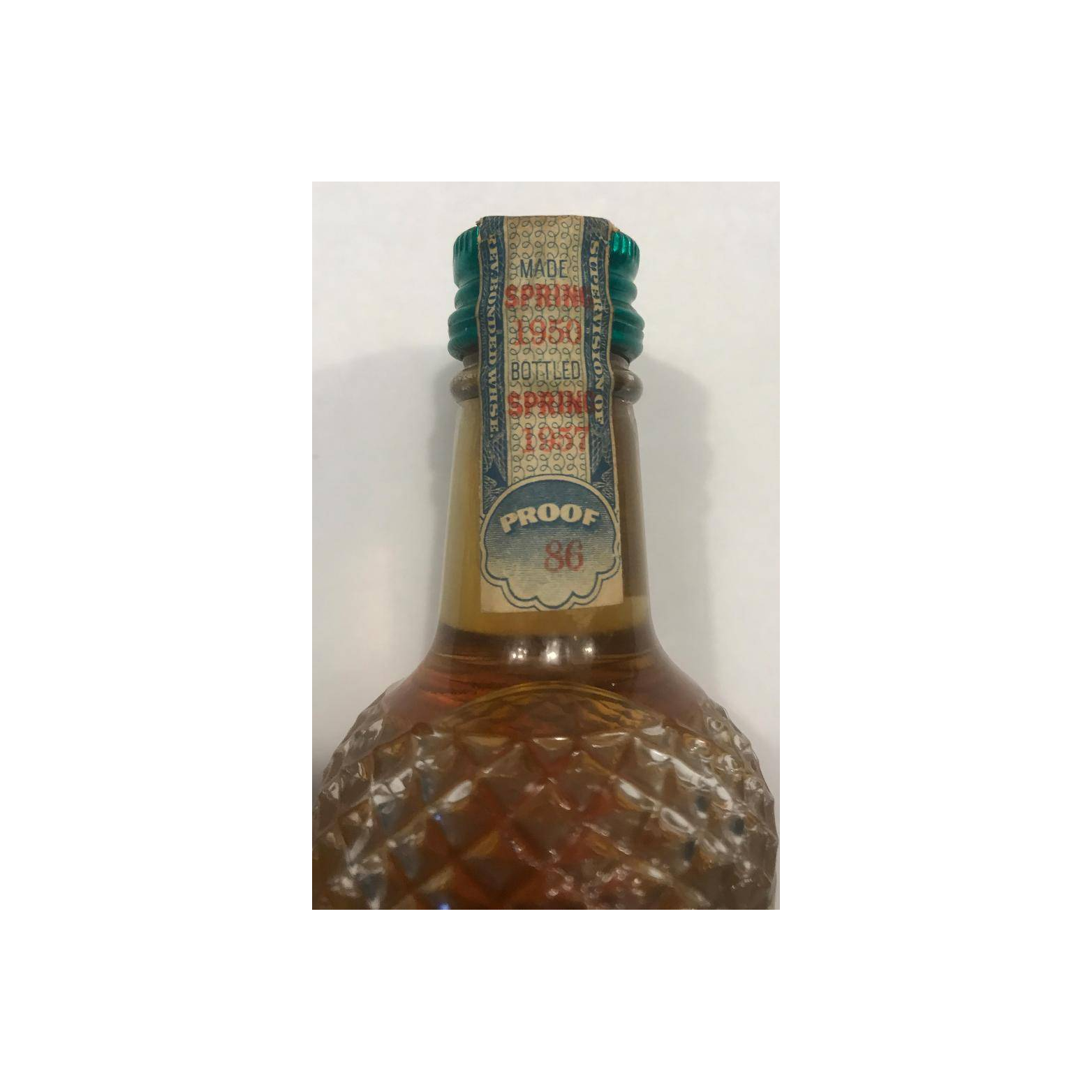 Kentucky Tavern Straight Bourbon Whisky