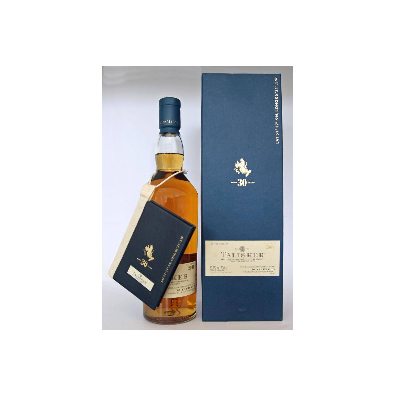 Talisker 30 Years Single Malt Whisky 3