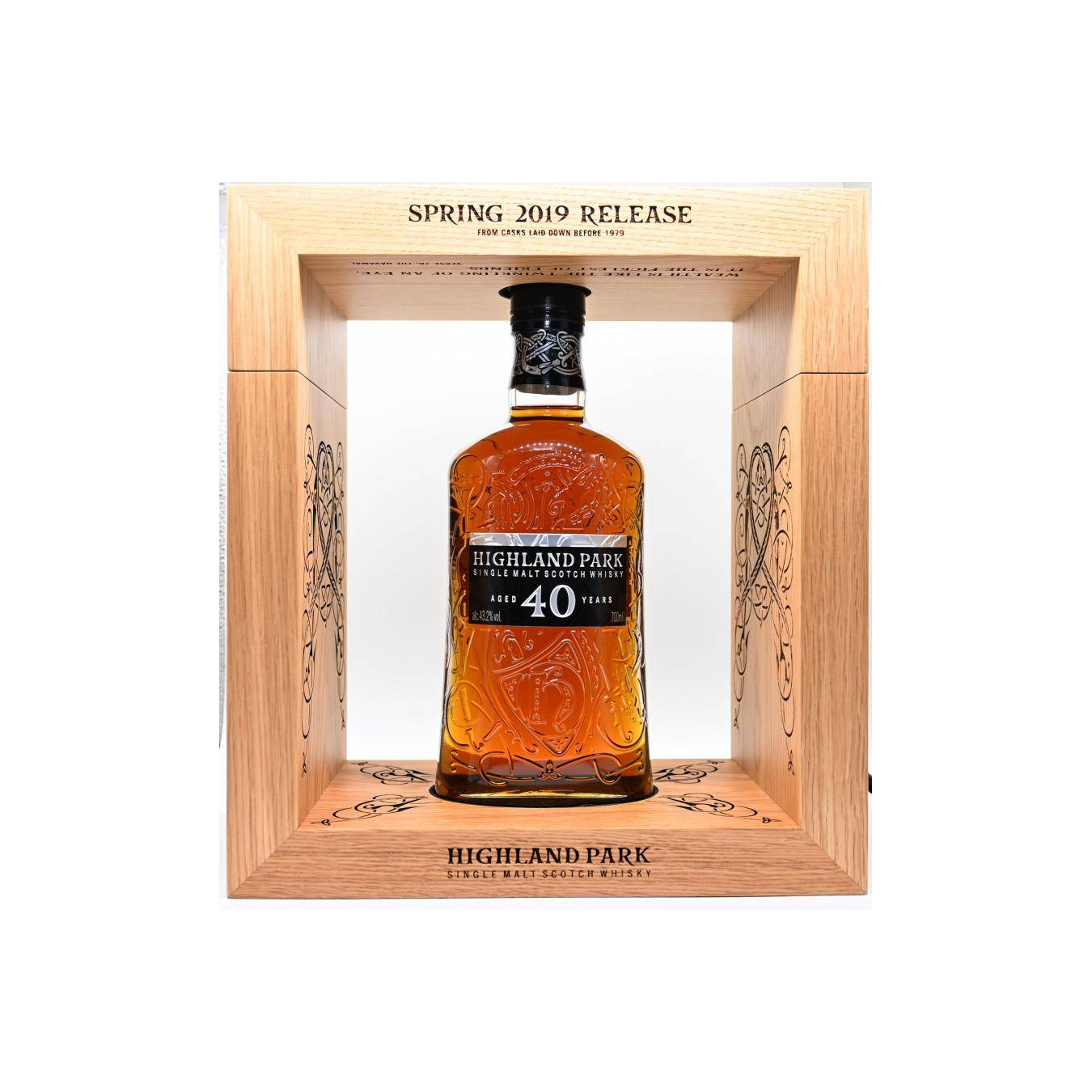 Highland Park 40 Years Single Malt Whisky 2