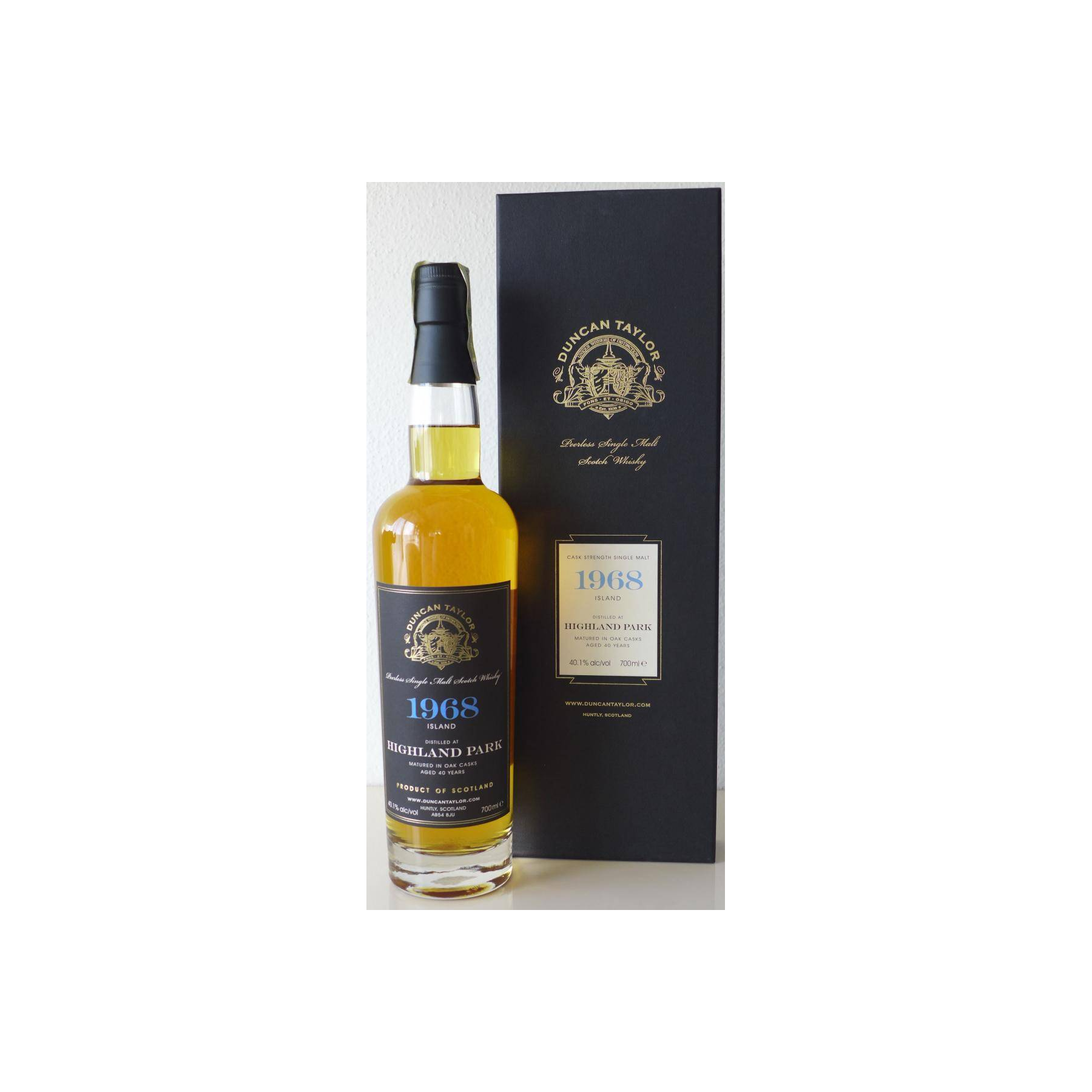 Highland Park 1968 40 Years Single Malt Whisky 3