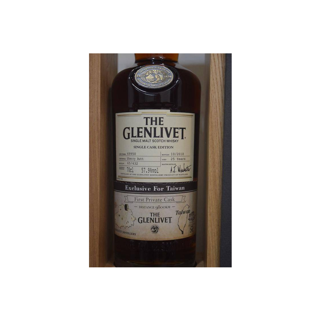 The Glenlivet 25 Years Single Malt Whisky