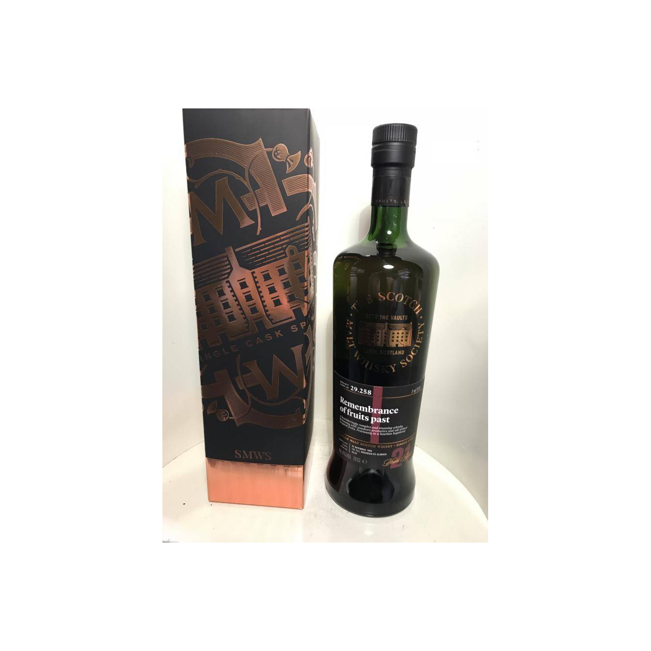 The Scotch Malt Whisky Society 1996 21 Years Single Malt Whisky 3