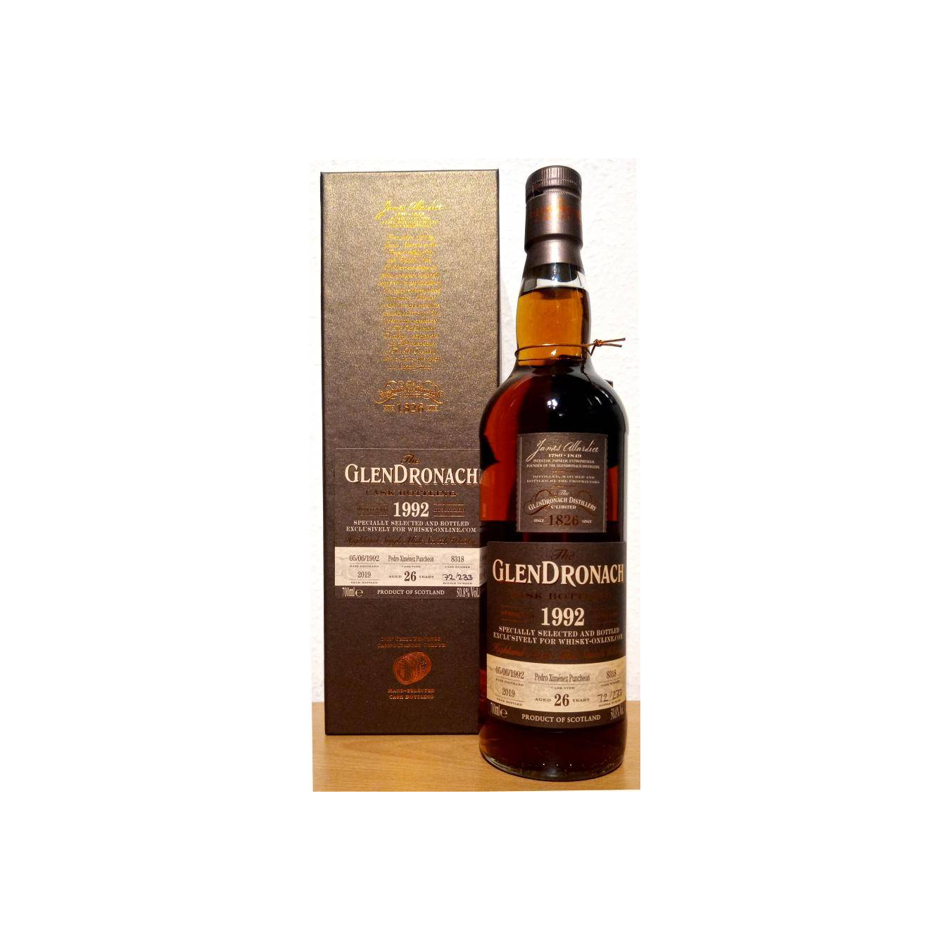 GlenDronach 1992 26 Years Single Malt Whisky 2