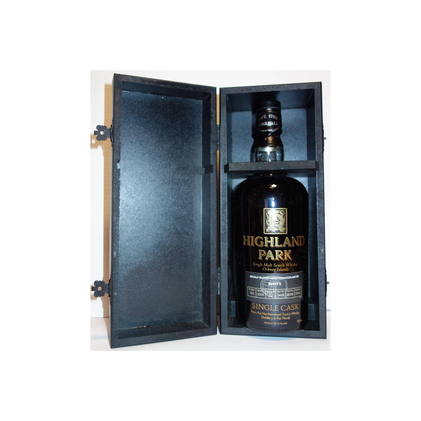 Highland Park Single Cask 1973 33 Years Single Malt Whisky 3