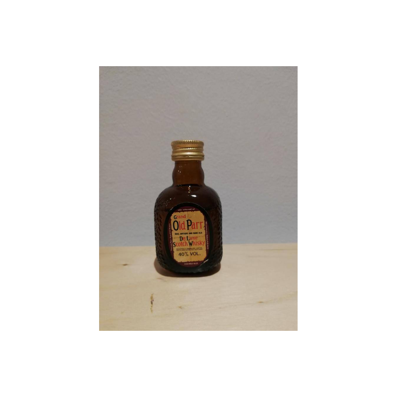 Grand Old Parr De Luxe Scotch Whisky 2
