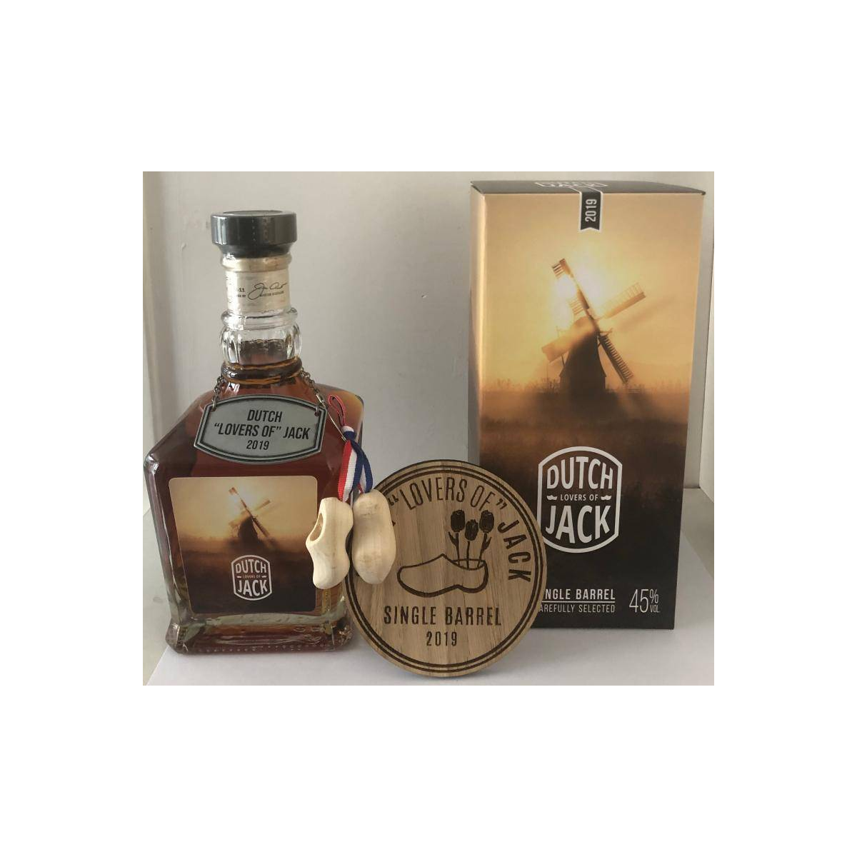 Jack Daniel's Tennessee Whisky  3