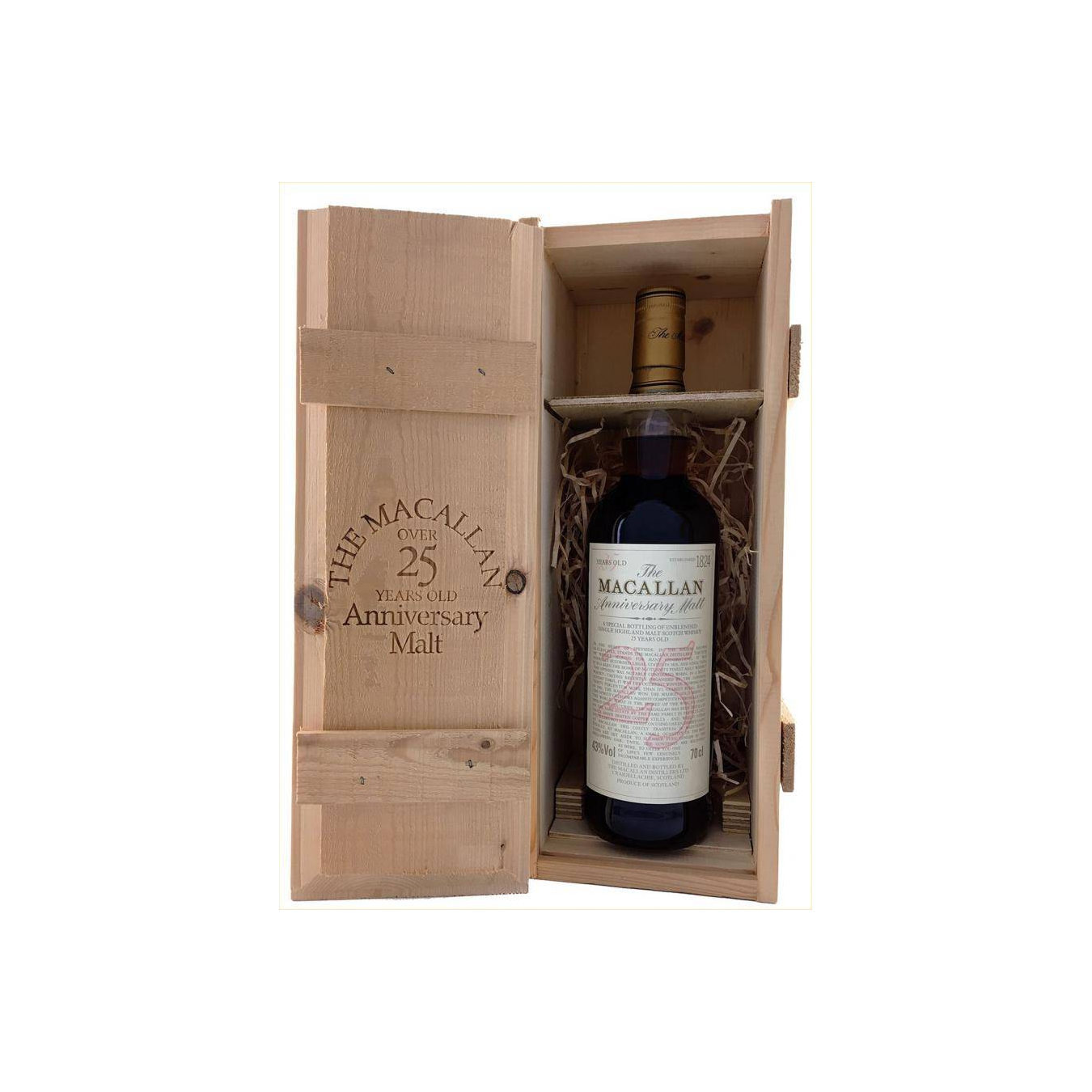 The Macallan 1975 25 Years Single Malt Whisky 3