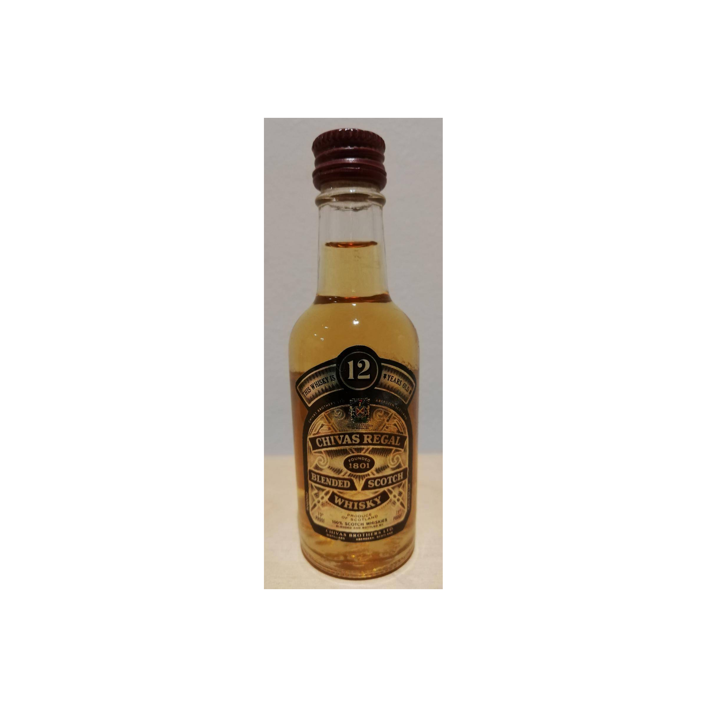 Chivas Regal Blended Scotch Whisky 12 Years Blended Whisky 2