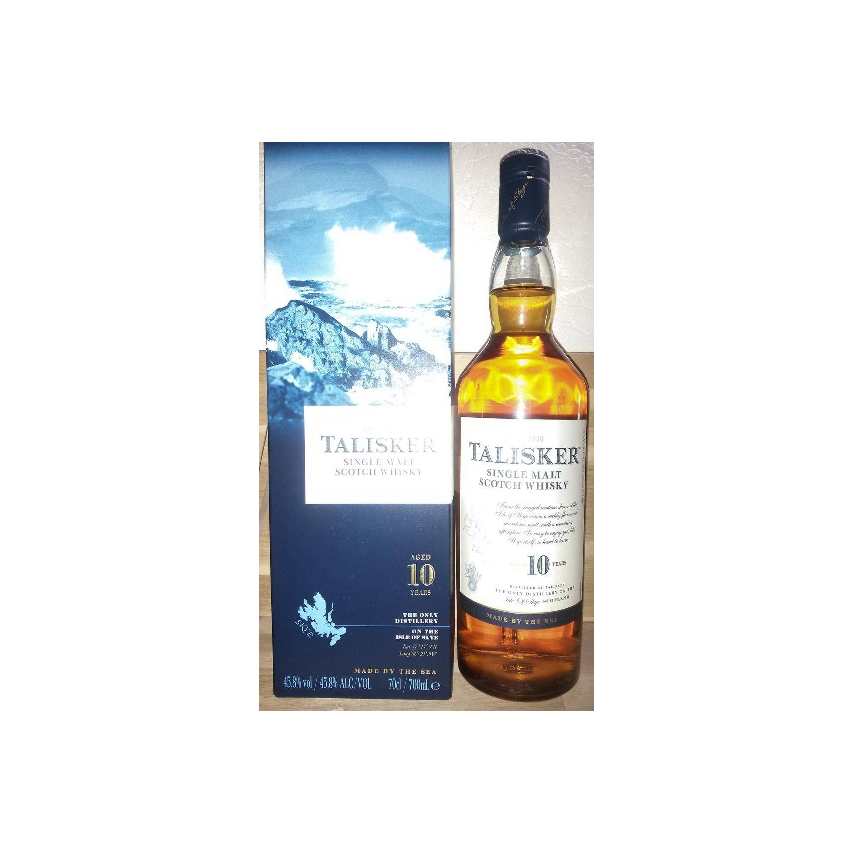 Talisker 10 Years Single Malt Whisky 2