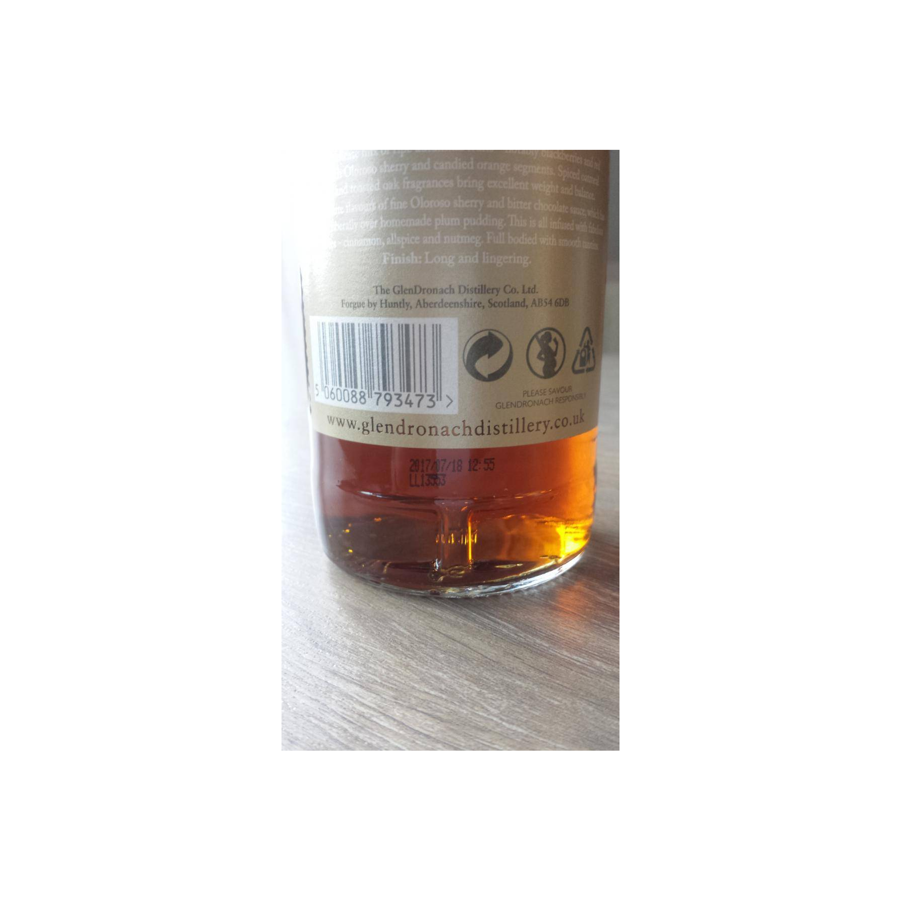GlenDronach 21 Years Single Malt Whisky 3