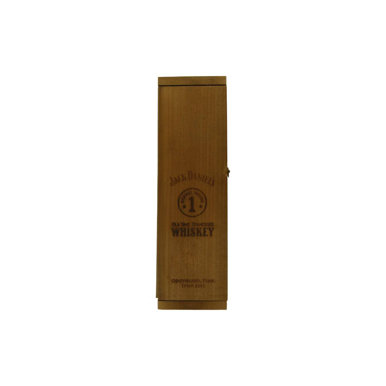 Jack Daniel's Tennessee Whisky  3