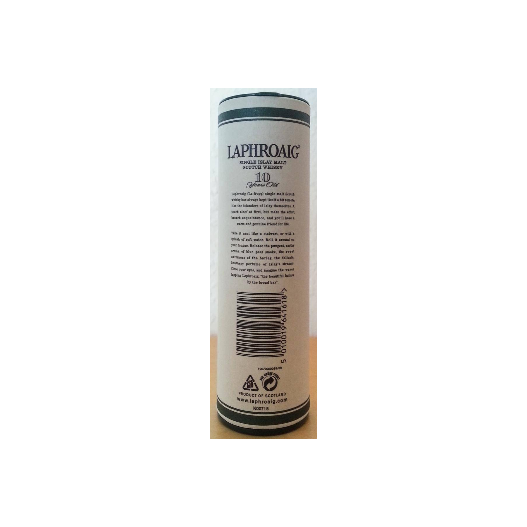 Laphroaig 10 Years Single Malt Whisky 3