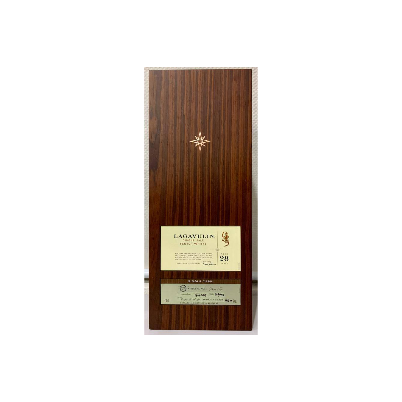 Lagavulin 1991 28 Years Single Malt Whisky 2