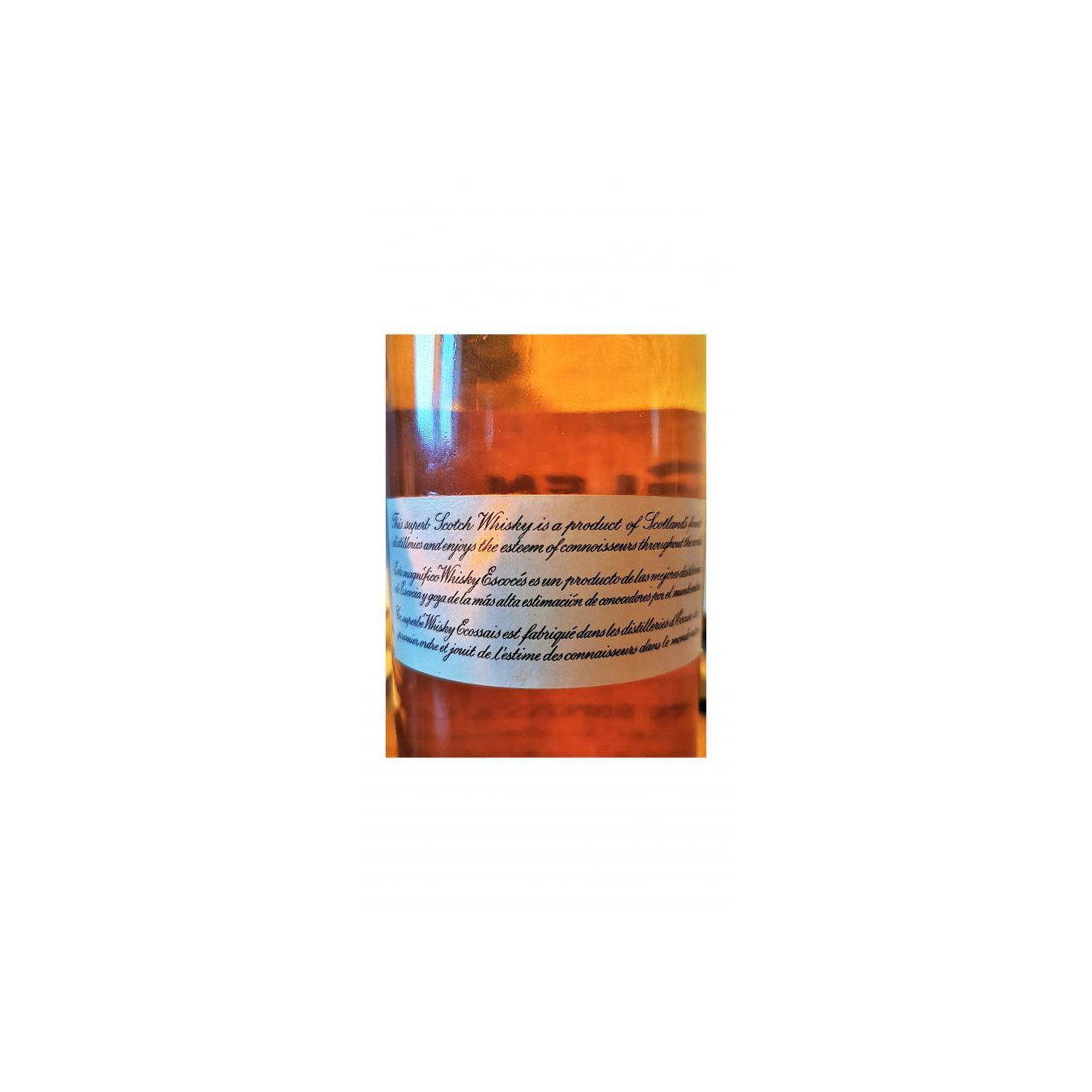 Glen Garry Finest Scotch Whisky 3
