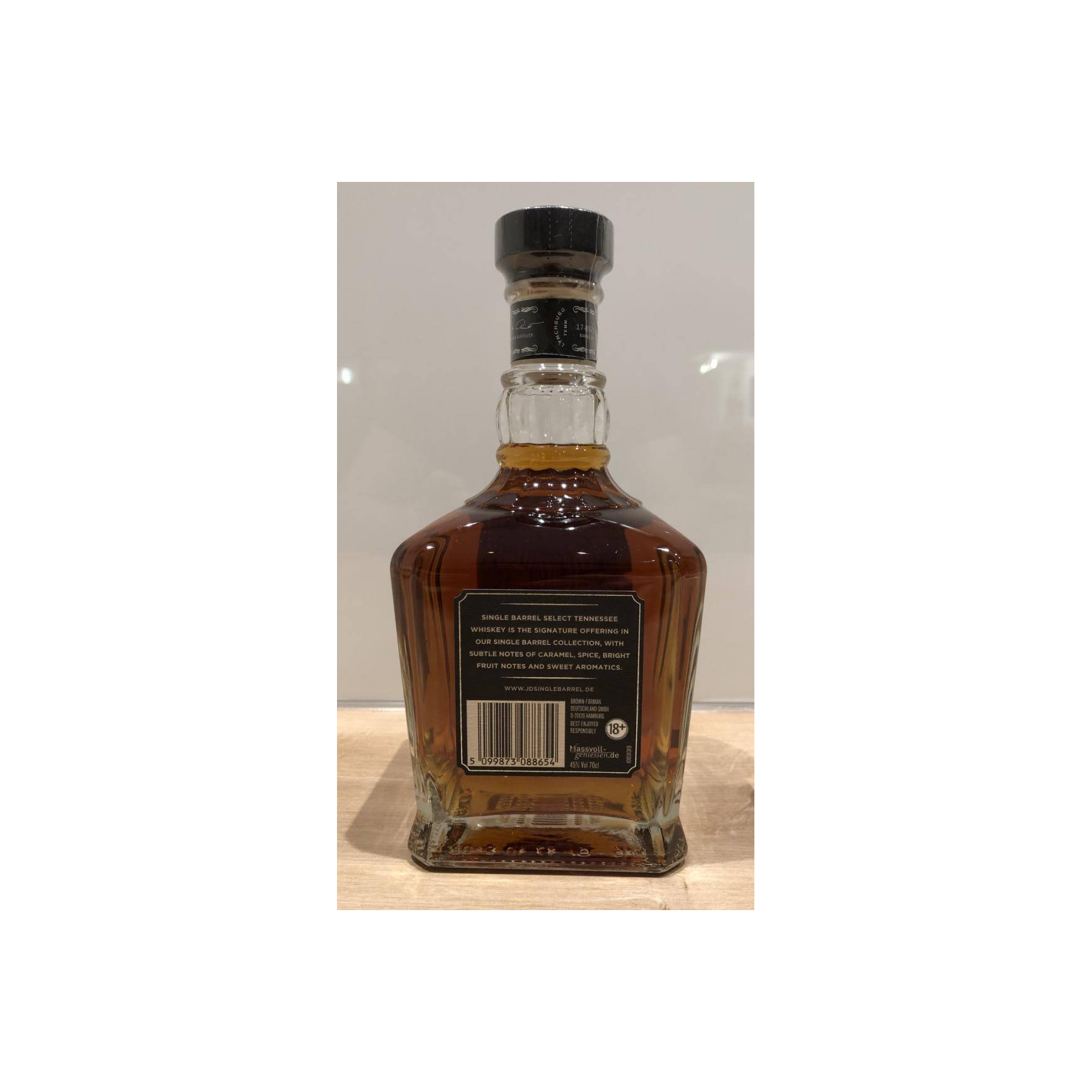 Jack Daniel's Tennessee Whisky  2