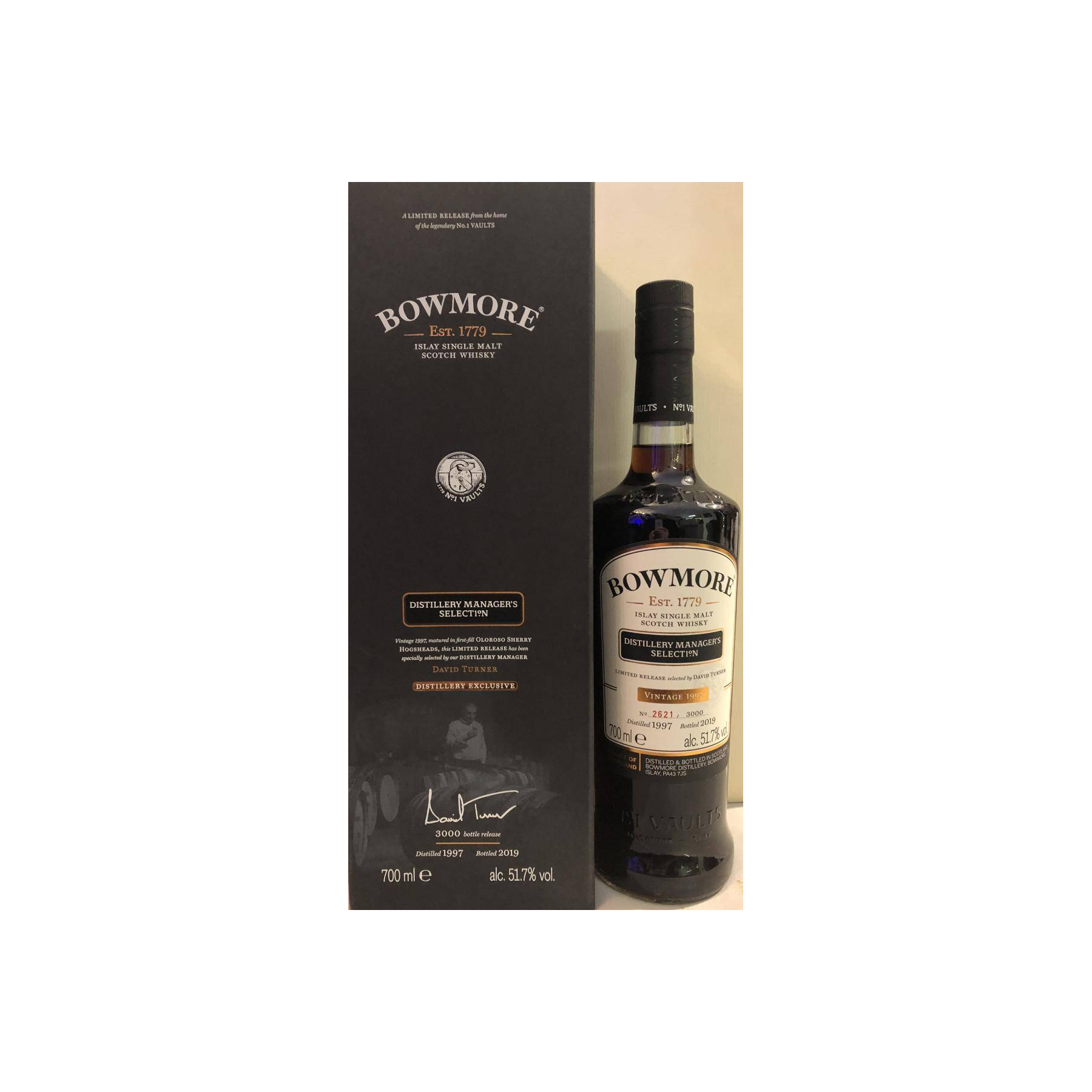 Bowmore 1997 22 Years Single Malt Whisky 2