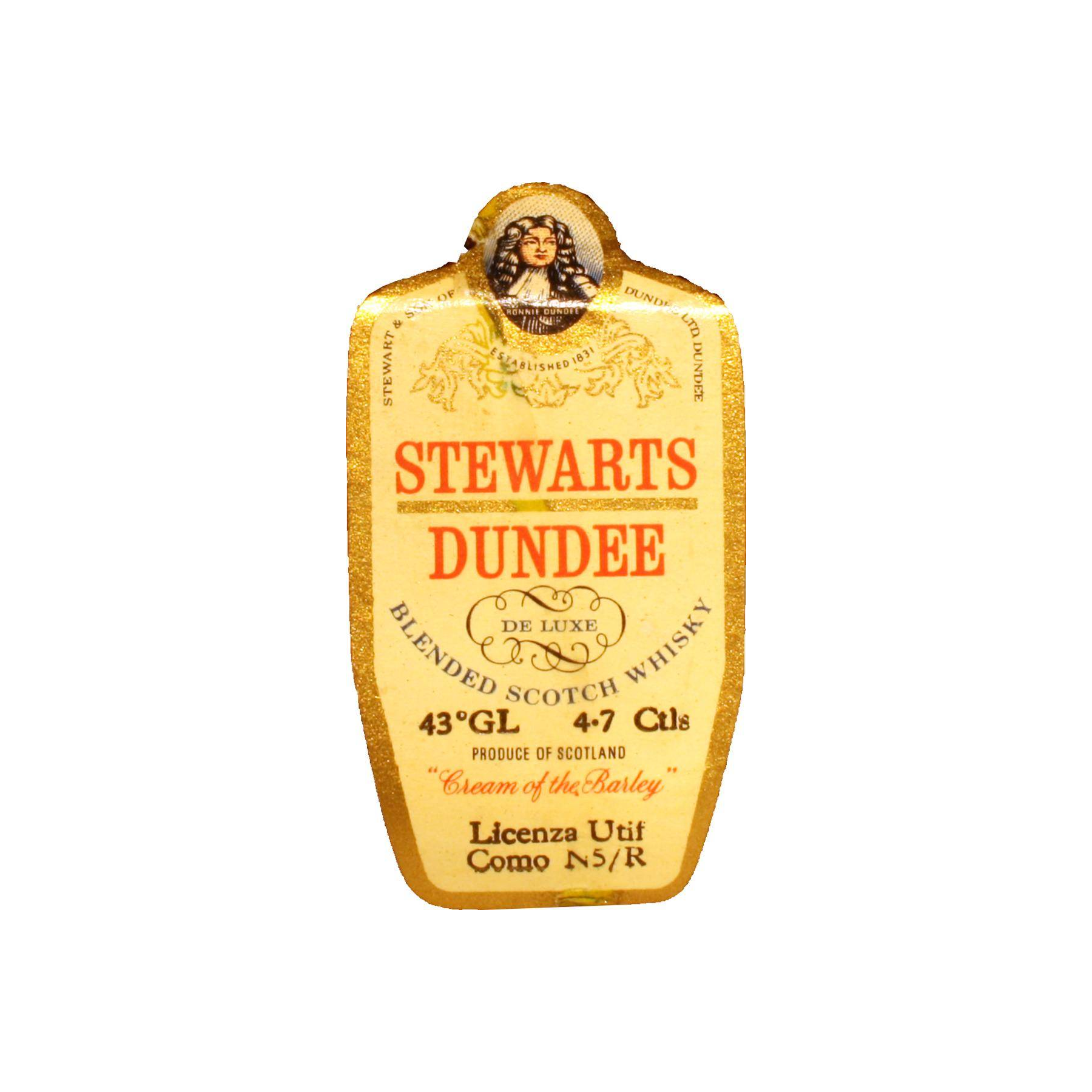 Stewarts Dundee De Luxe Blended Scotch Whisky 3