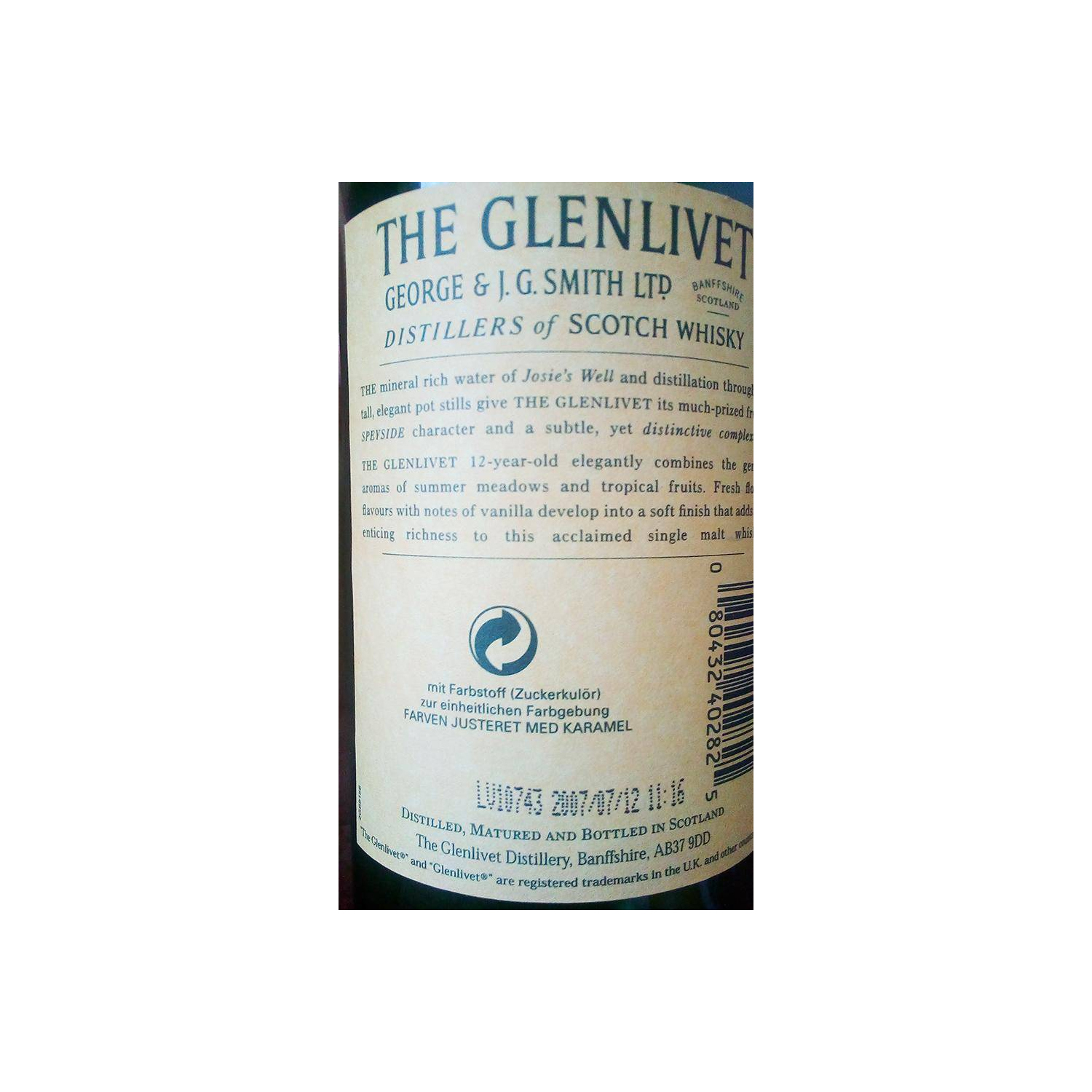 The Glenlivet 12 Years Single Malt Whisky 3