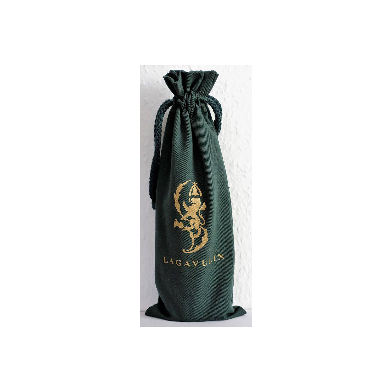 Lagavulin 2010 7 Years Single Malt Whisky 3