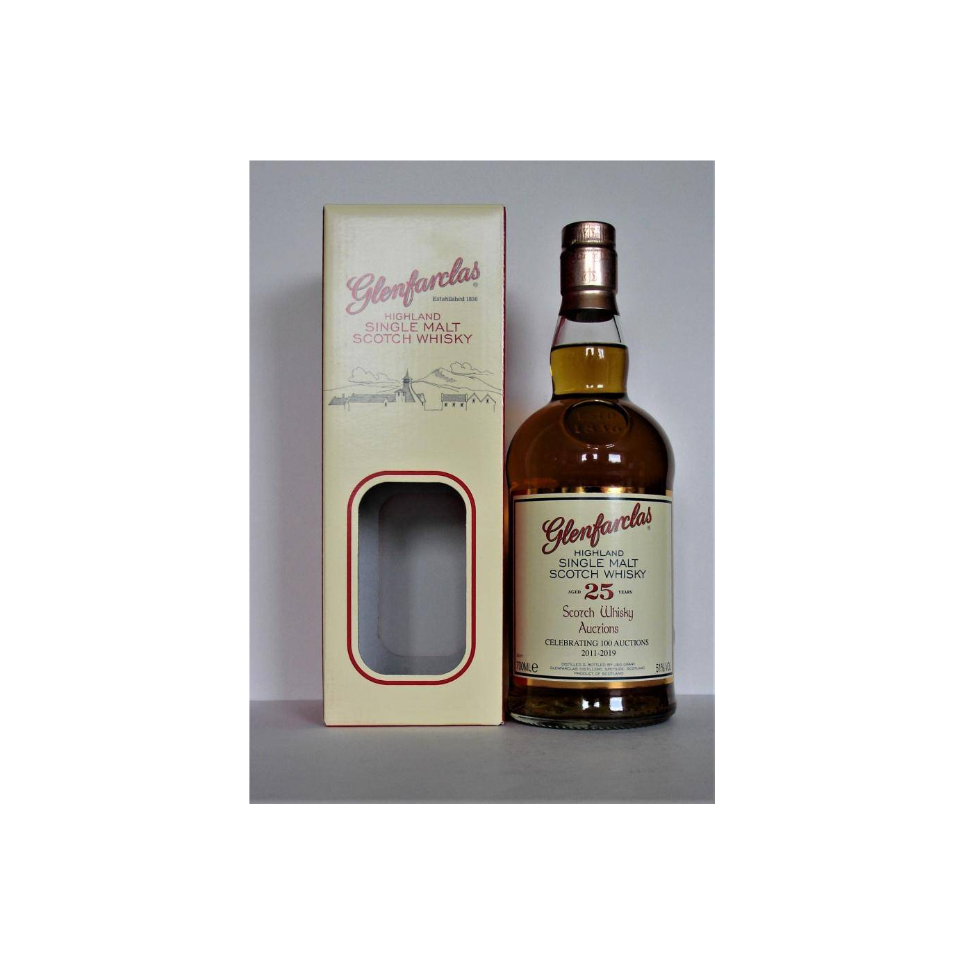 Glenfarclas 25 Years Single Malt Whisky 2