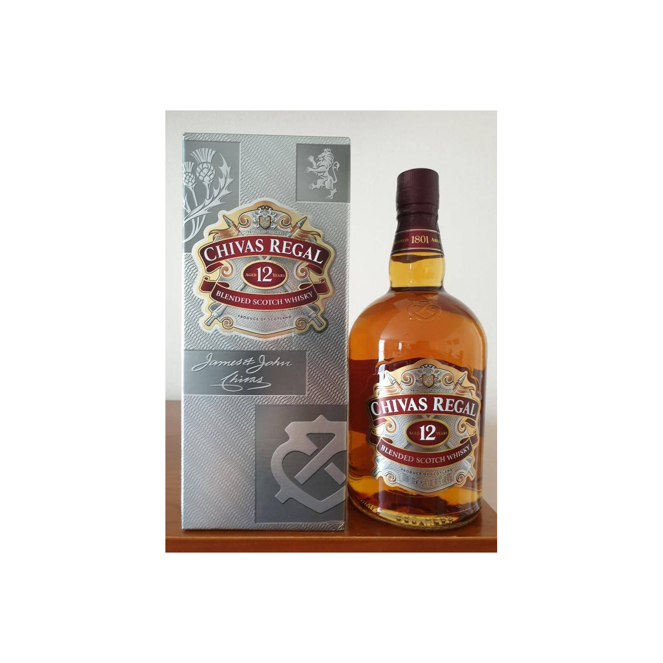 Chivas Regal Blended Scotch Whisky 12 Years Blended Whisky 3